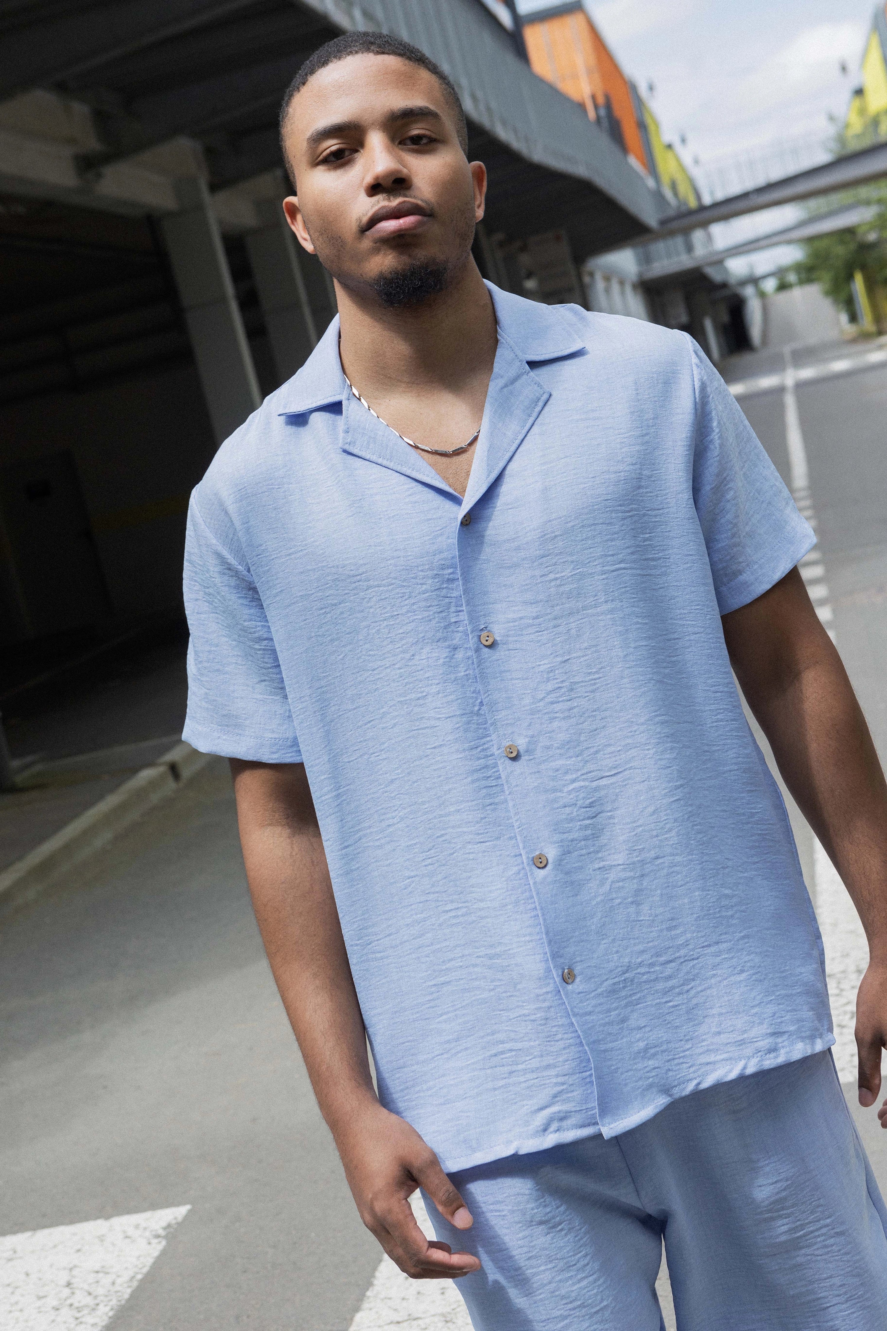 Ensemble uni chemise short