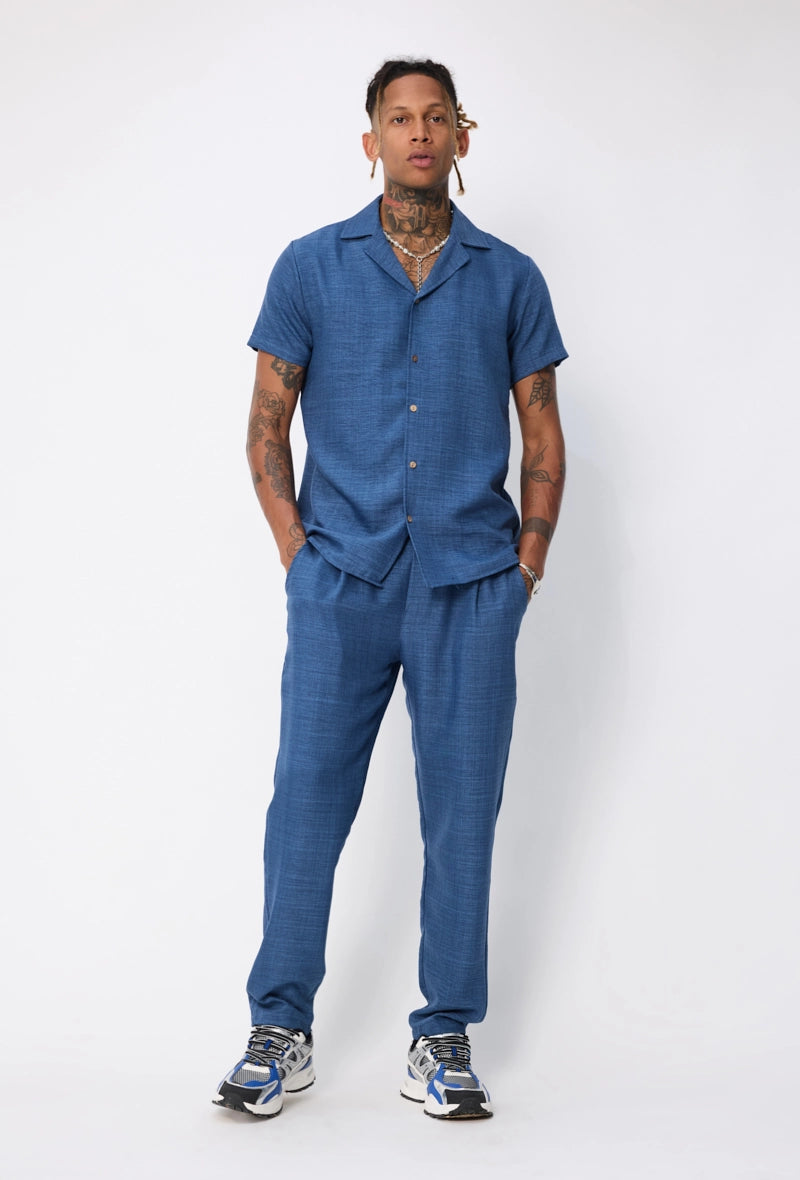 Ensemble chemise manches courtes à boutons avec pantalon