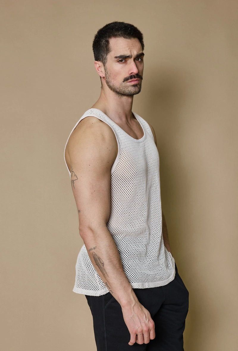 Plain sleeveless t-shirt with short holes