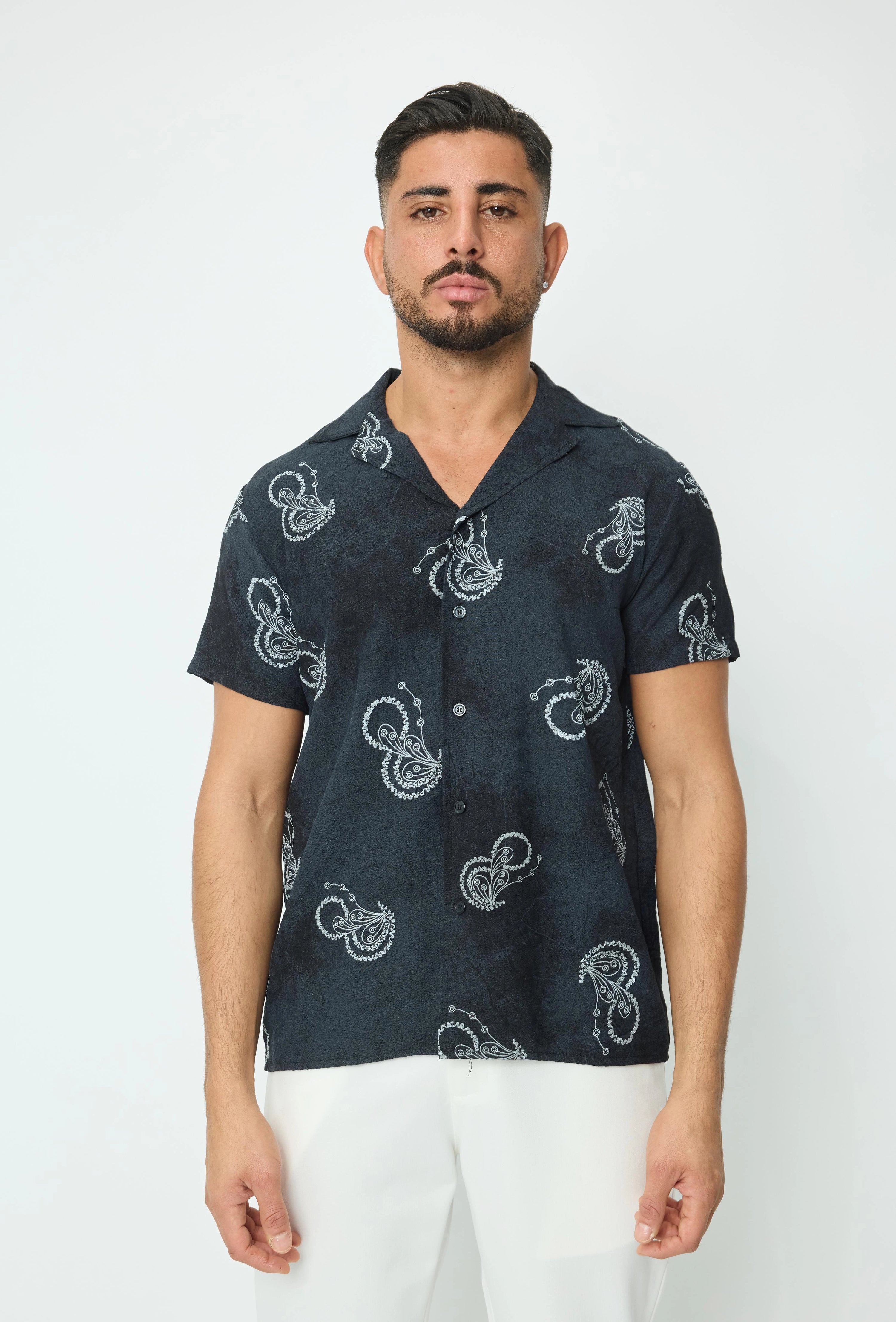 Chemise manches courtes tendance effet lin avec motif