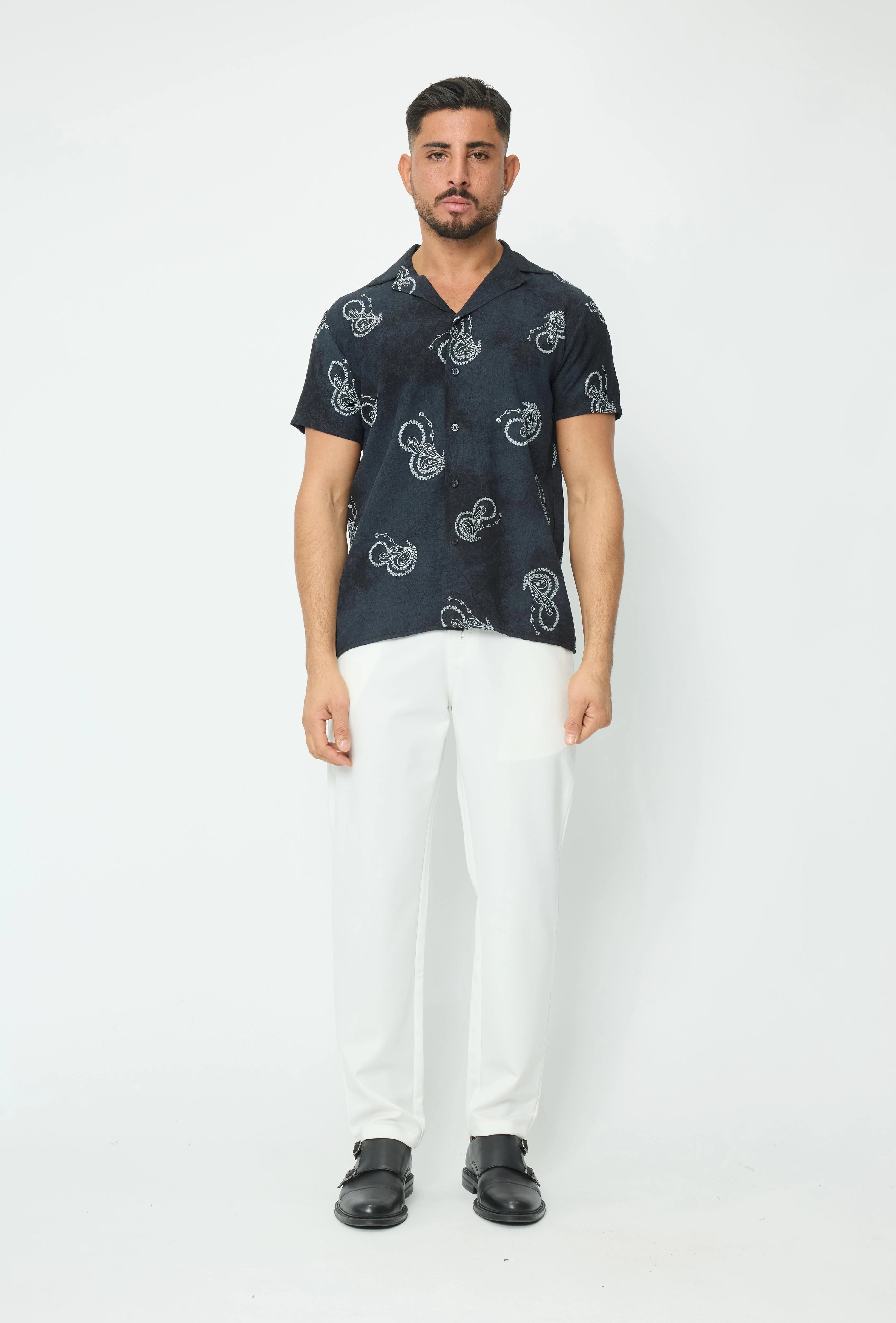 Chemise manches courtes tendance effet lin avec motif