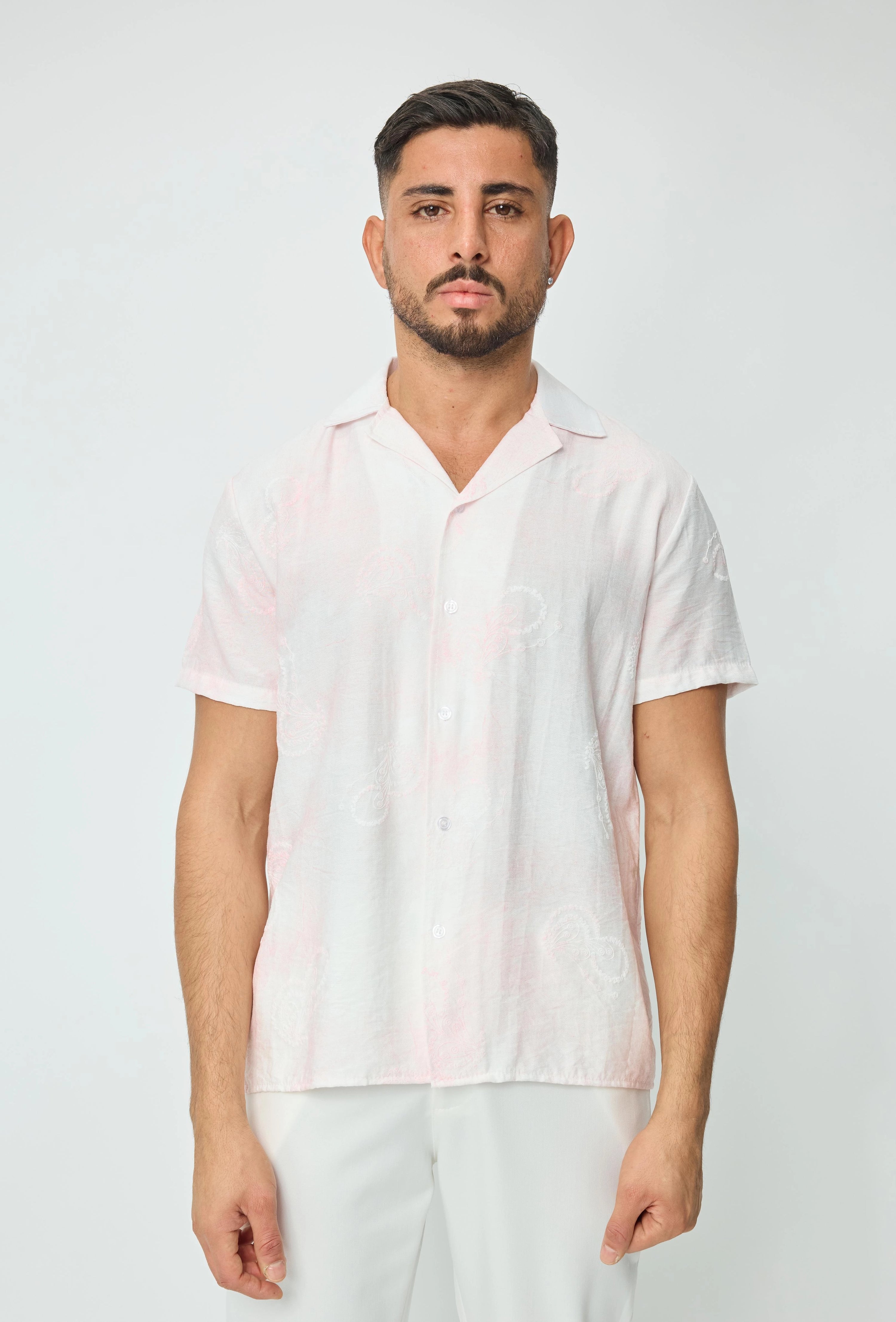 Chemise manches courtes tendance effet lin avec motif