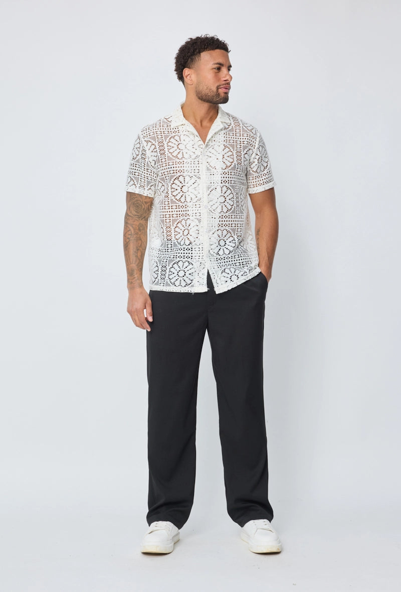 Chemise à dentelle transparente