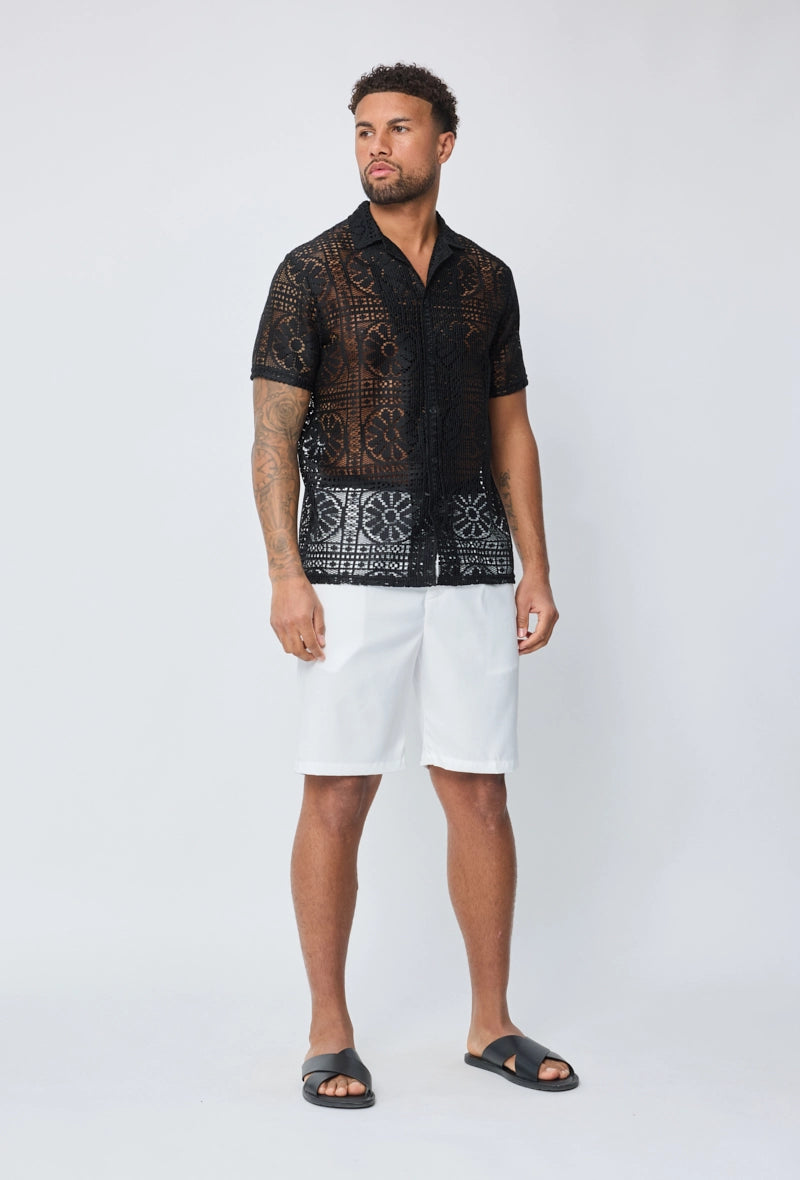 Chemise à dentelle transparente