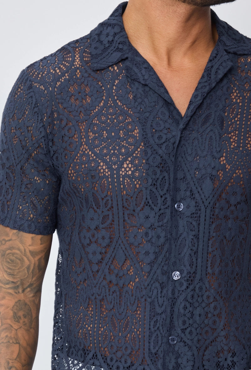 Chemise unie manches courtes