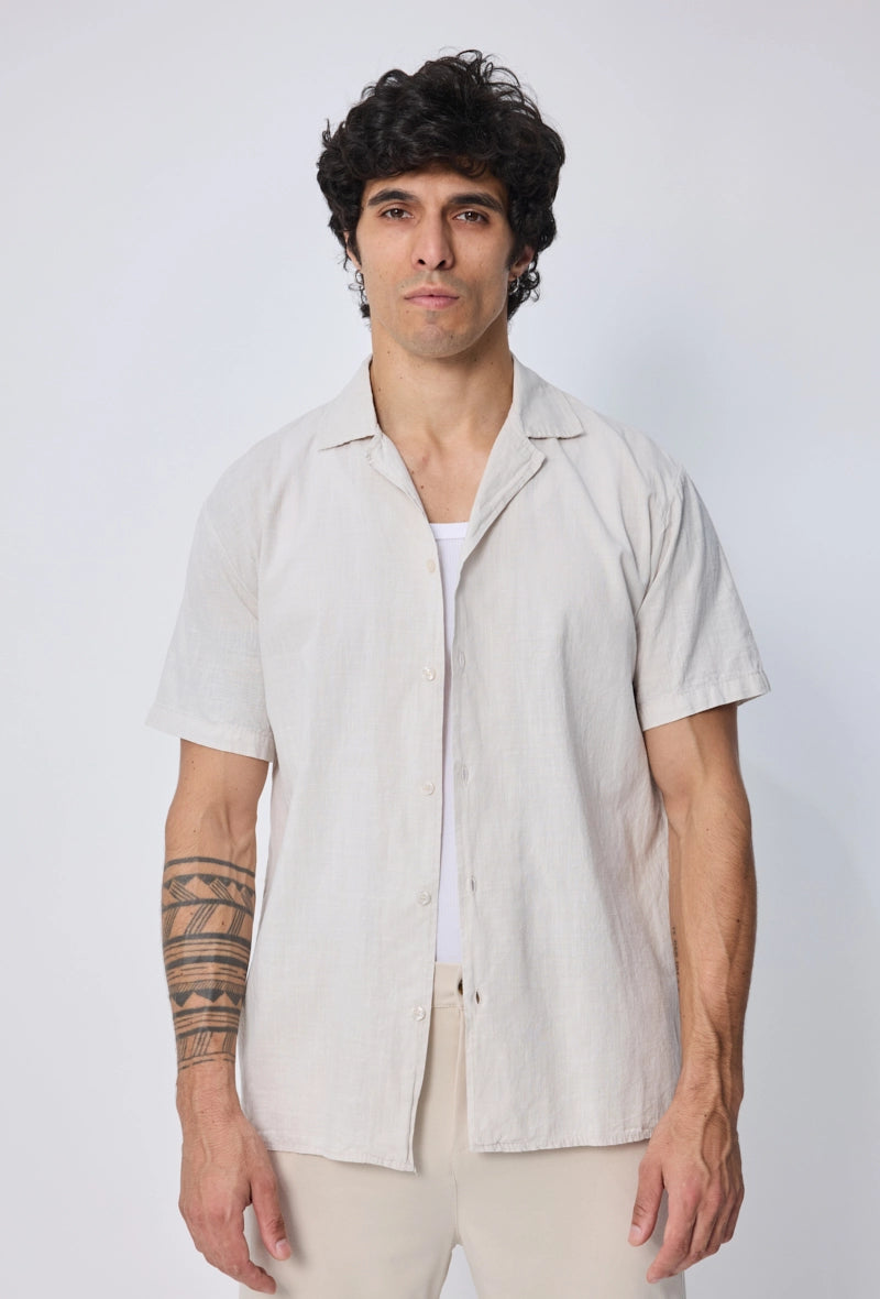 Chemise manches courtes unie coupe décontractée