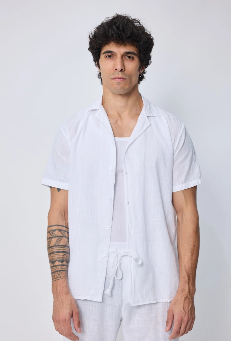 Chemise manches courtes unie coupe décontractée