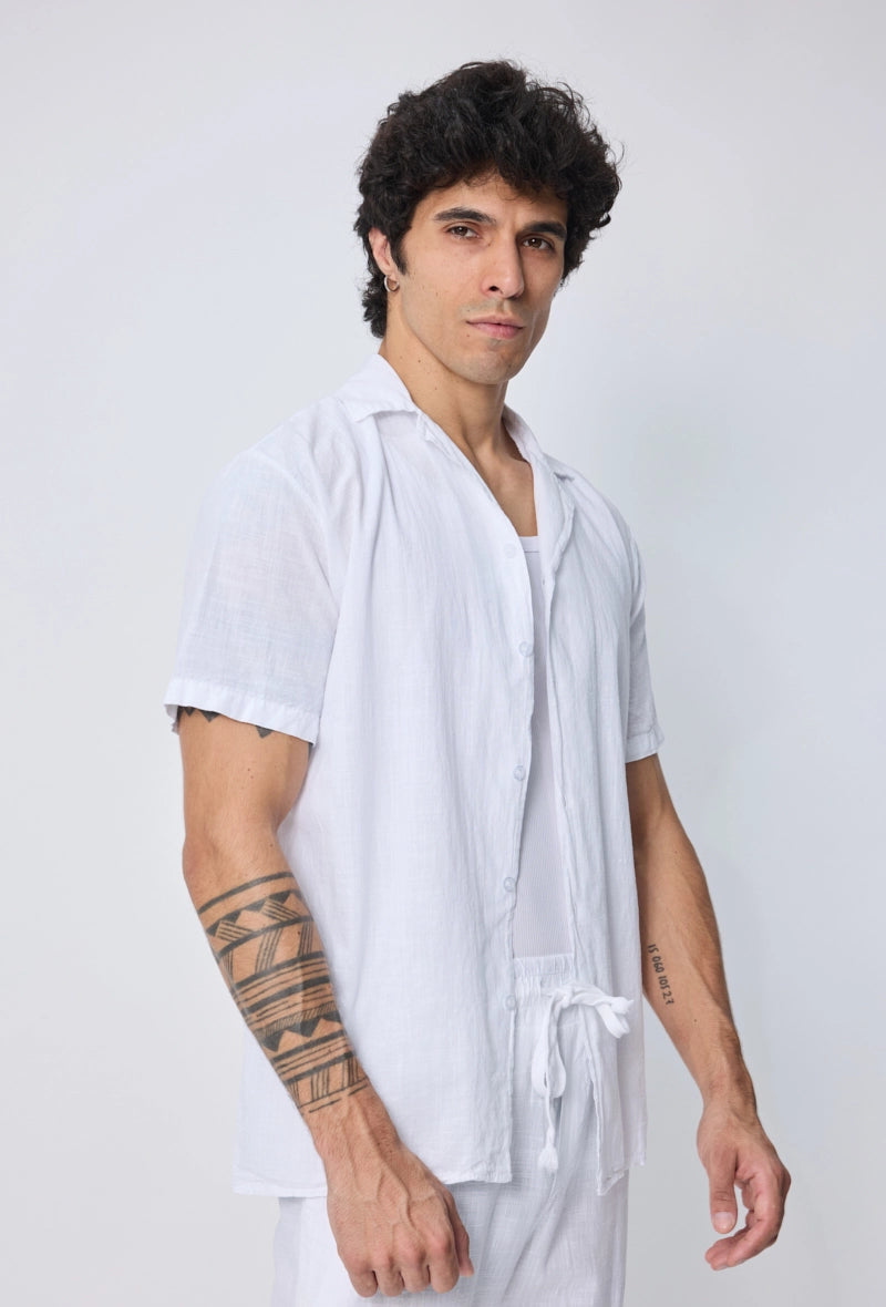 Chemise manches courtes unie coupe décontractée