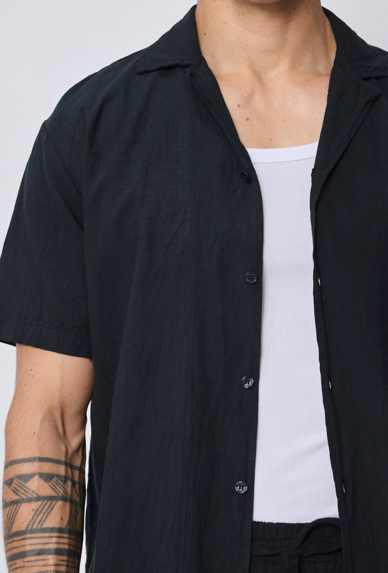 Chemise manches courtes unie coupe décontractée