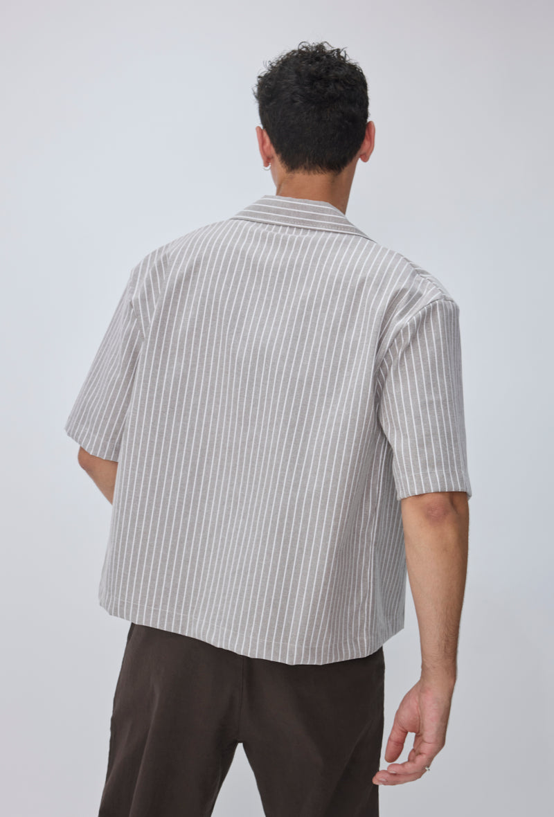 Chemise crop col ouvert