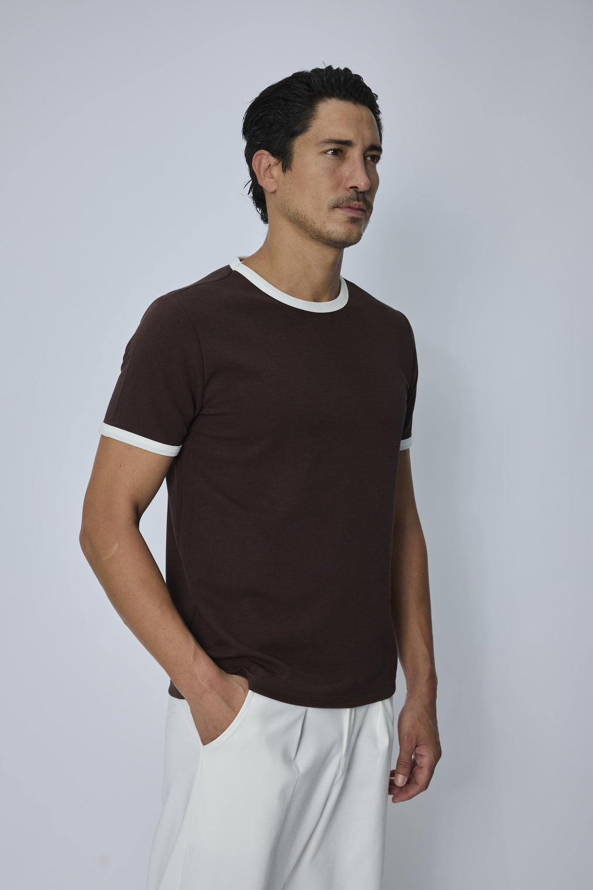 T-shirt col rond contrasté