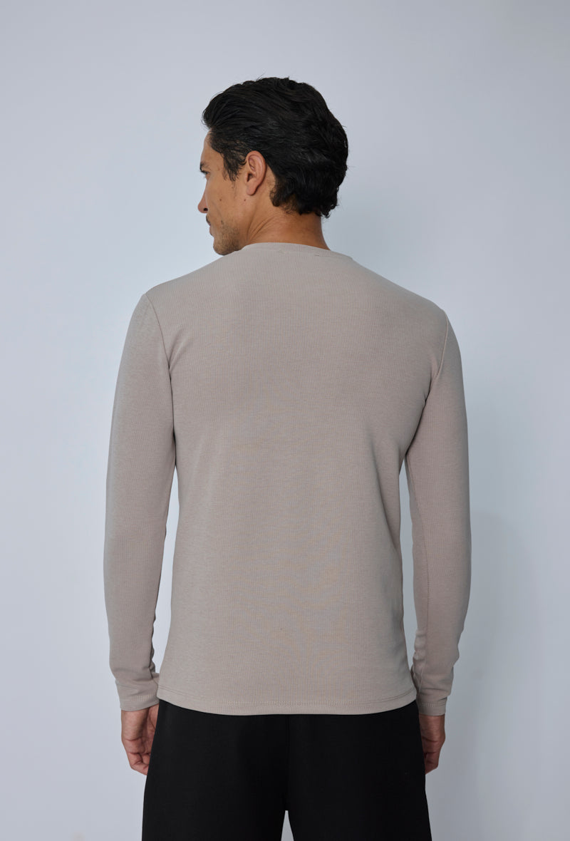 T-shirt henley