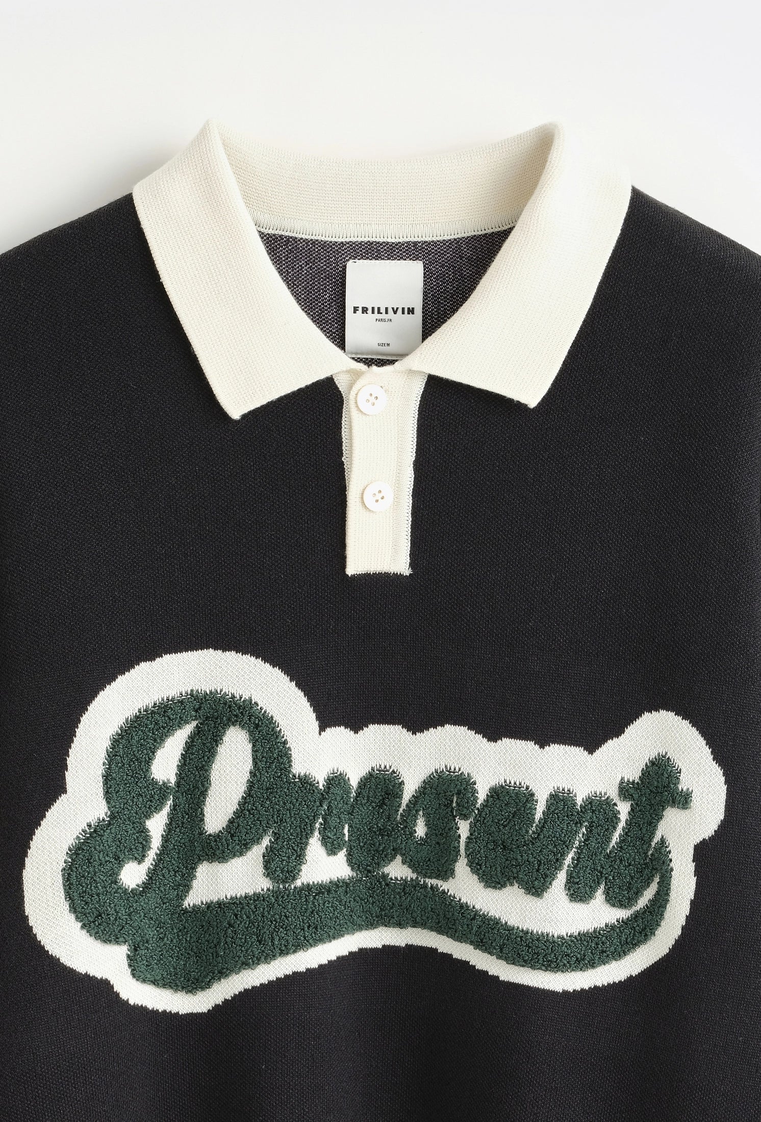 Pull avec boutons façon polo