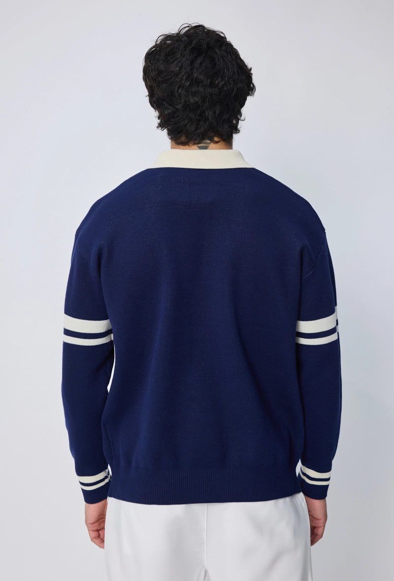 Pull sans capuche à boutons