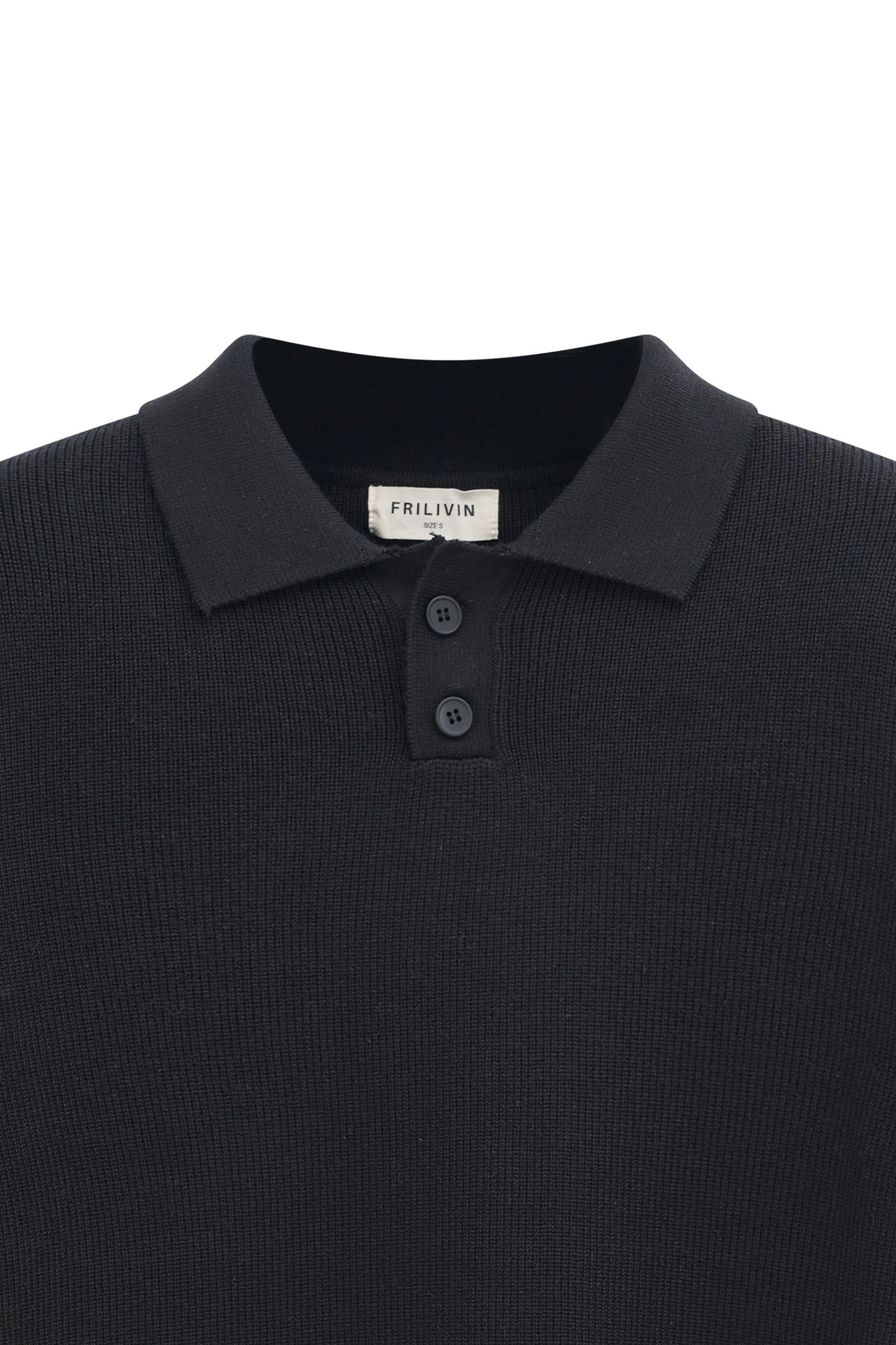 Pull en maille col à revers avec deux boutons