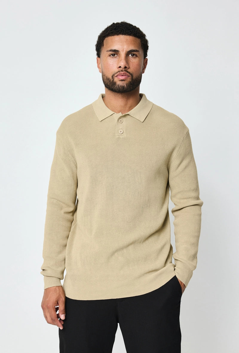 Pull en maille col à revers avec deux boutons