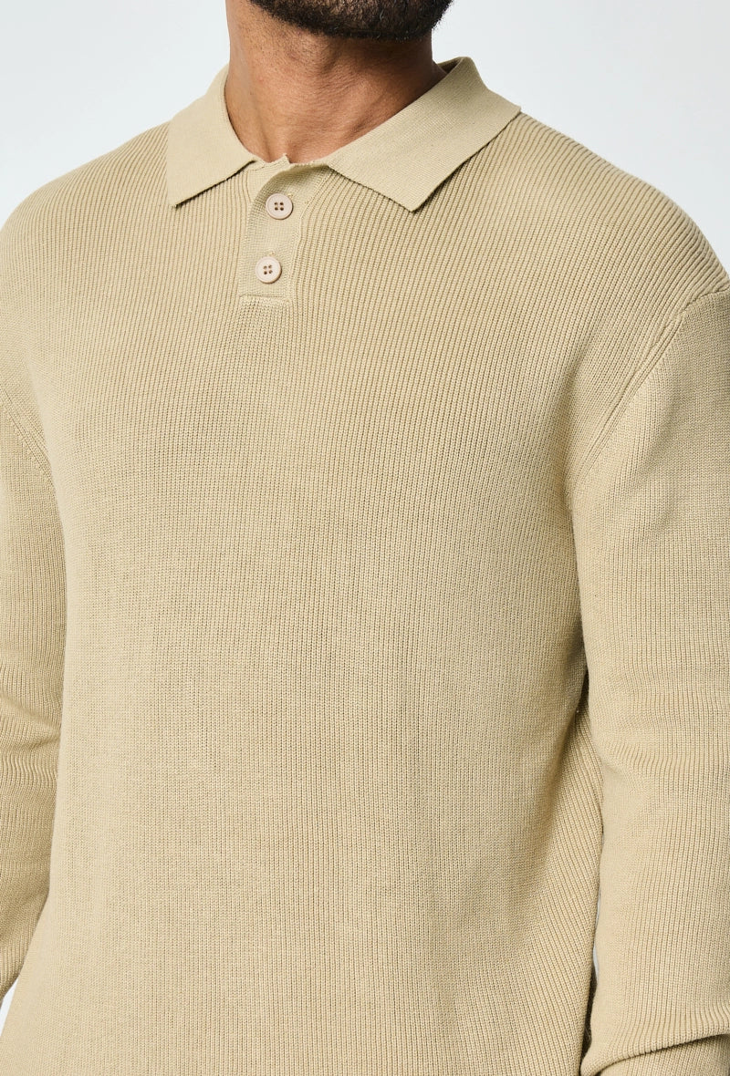 Pull en maille col à revers avec deux boutons