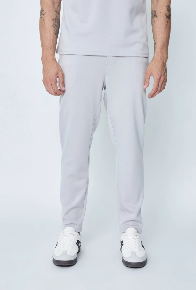 Ensemble uni t-shirt et pantalon
