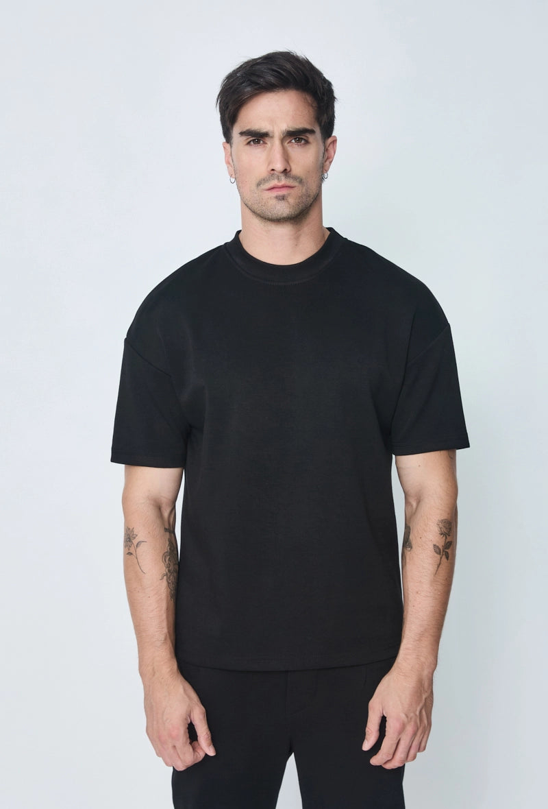 Ensemble uni t-shirt et pantalon