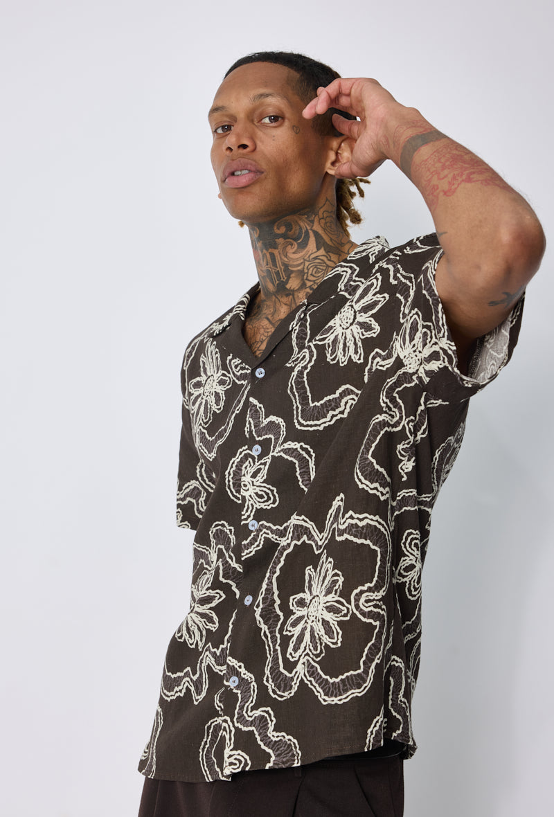Chemise fleurie col camp