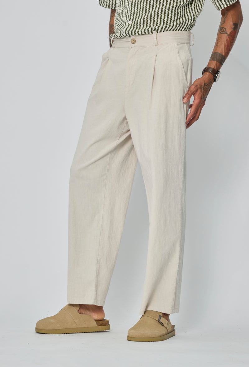 Pantalon à plis élégant