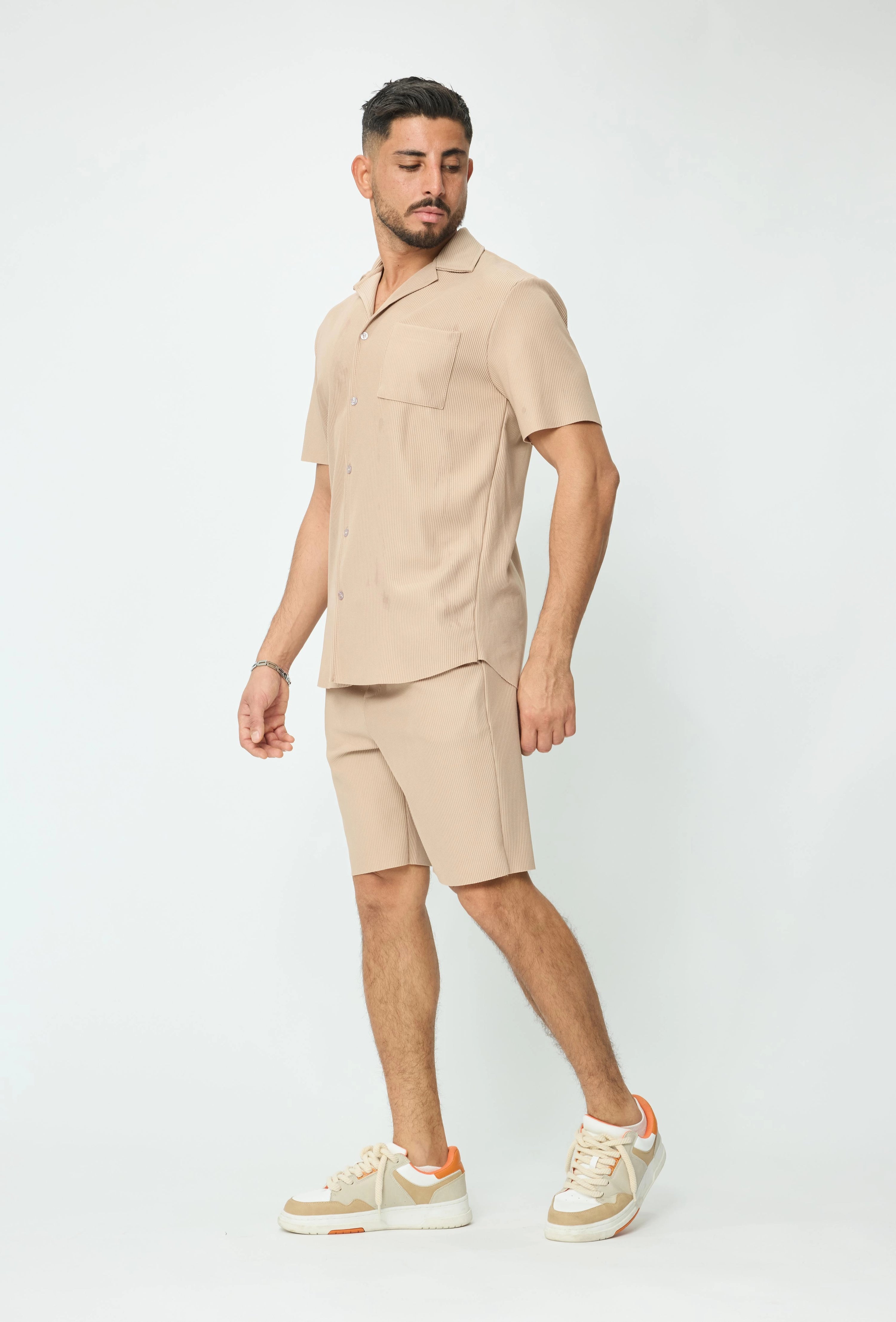 Ensemble uni plissé chemise et short