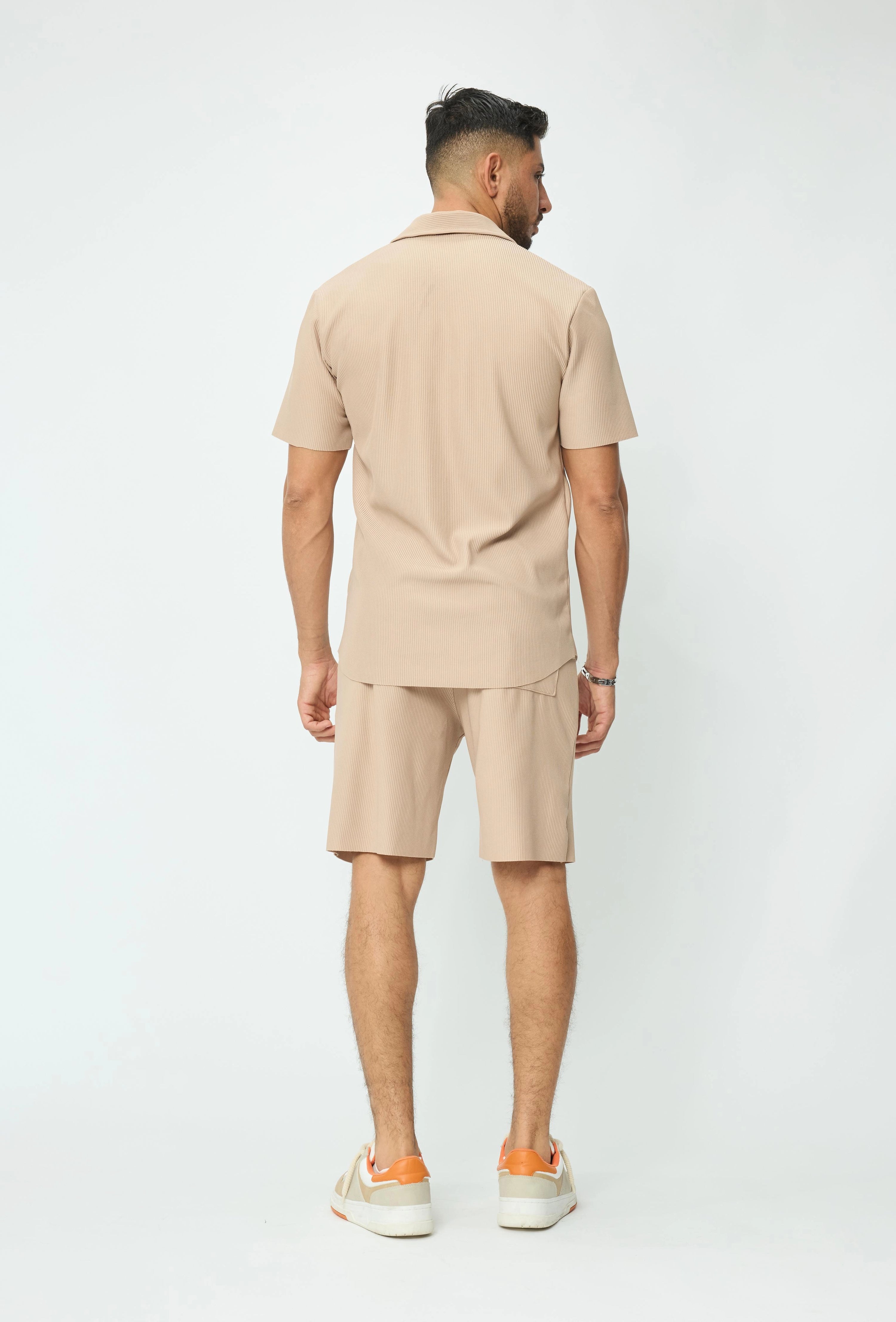 Ensemble uni plissé chemise et short