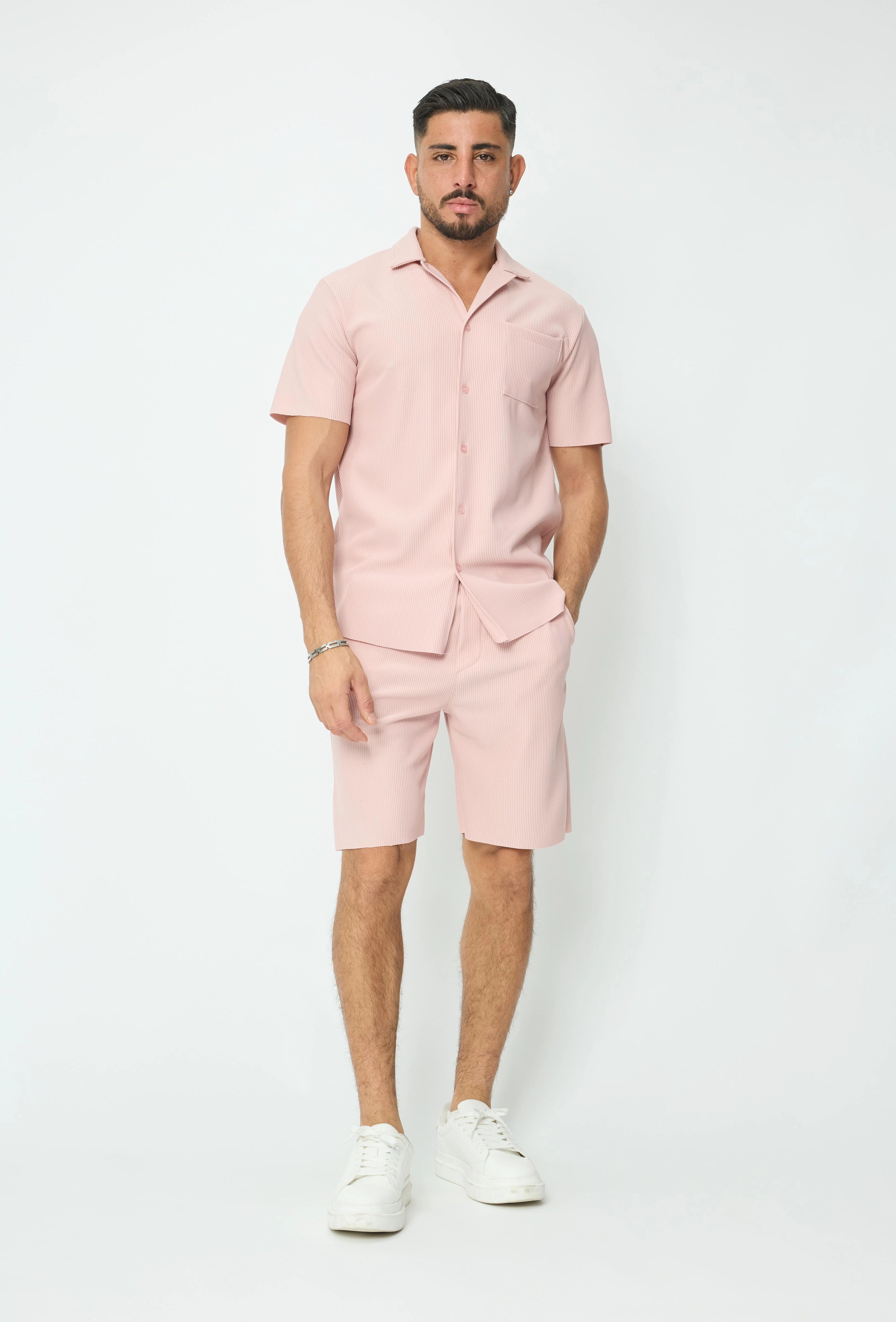 Ensemble uni plissé chemise et short