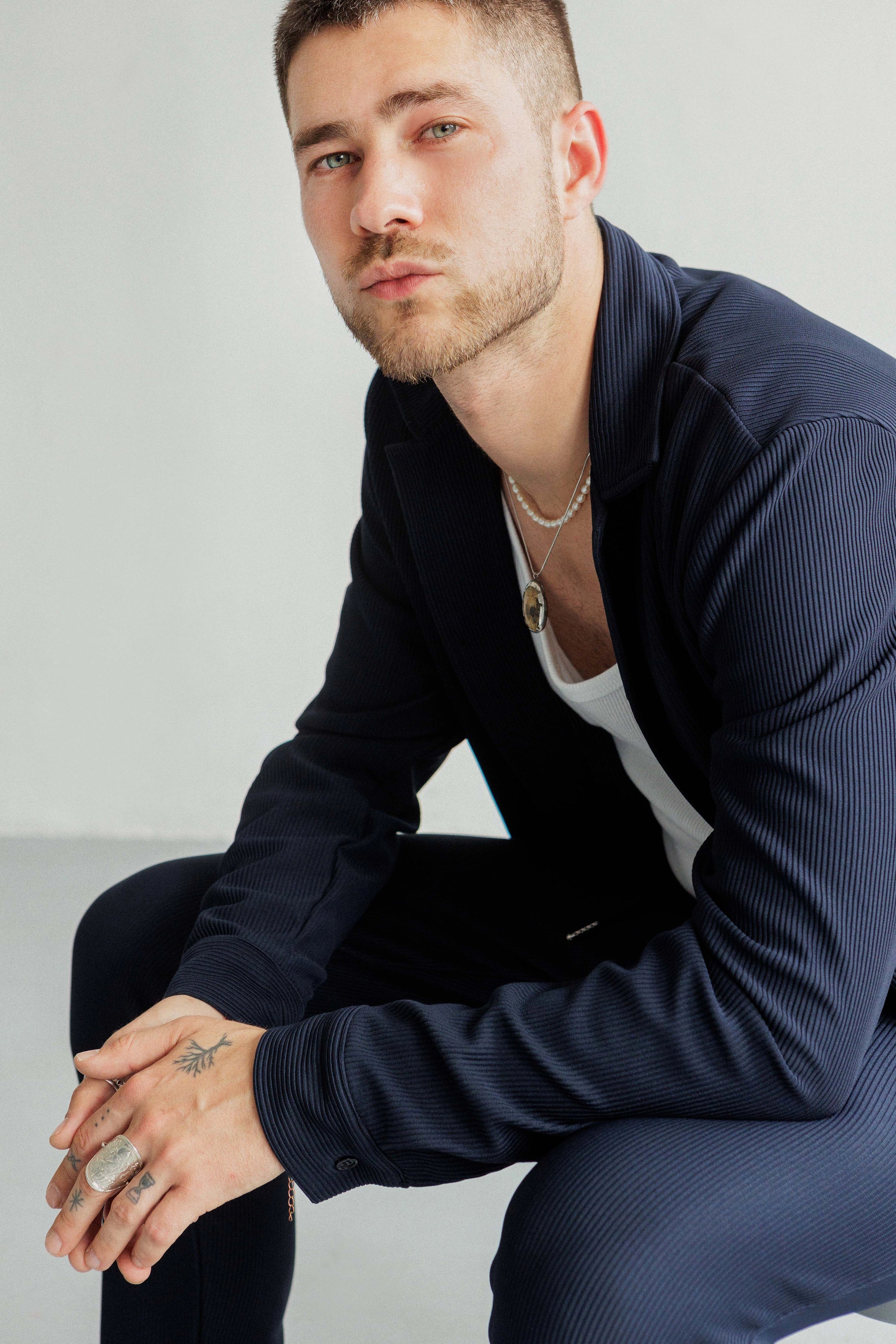 Ensemble plissé chemise et pantalon