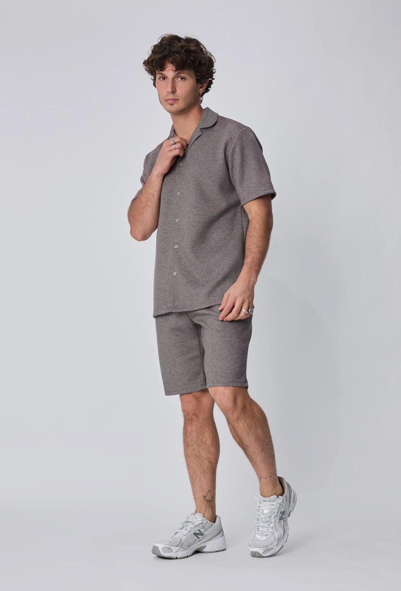 Ensemble chemise short décontracté moderne