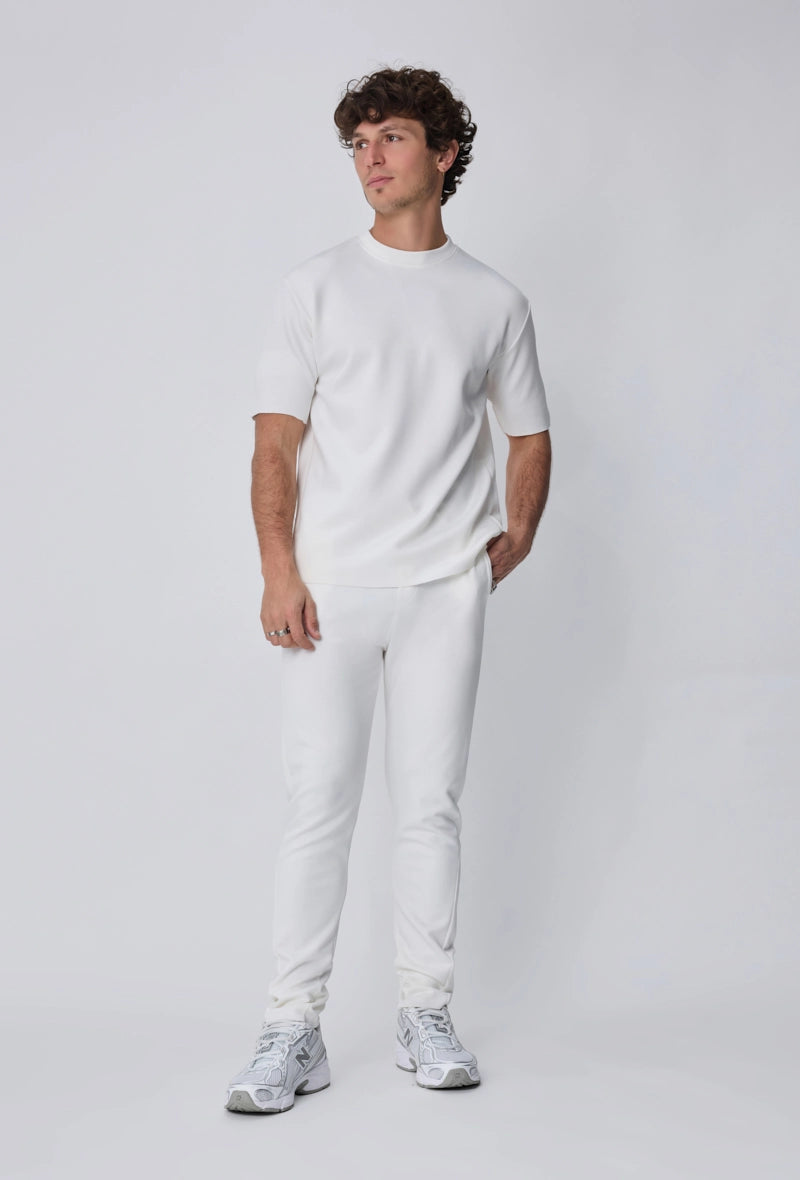 Ensemble t-shirt pantalon décontracté élégant