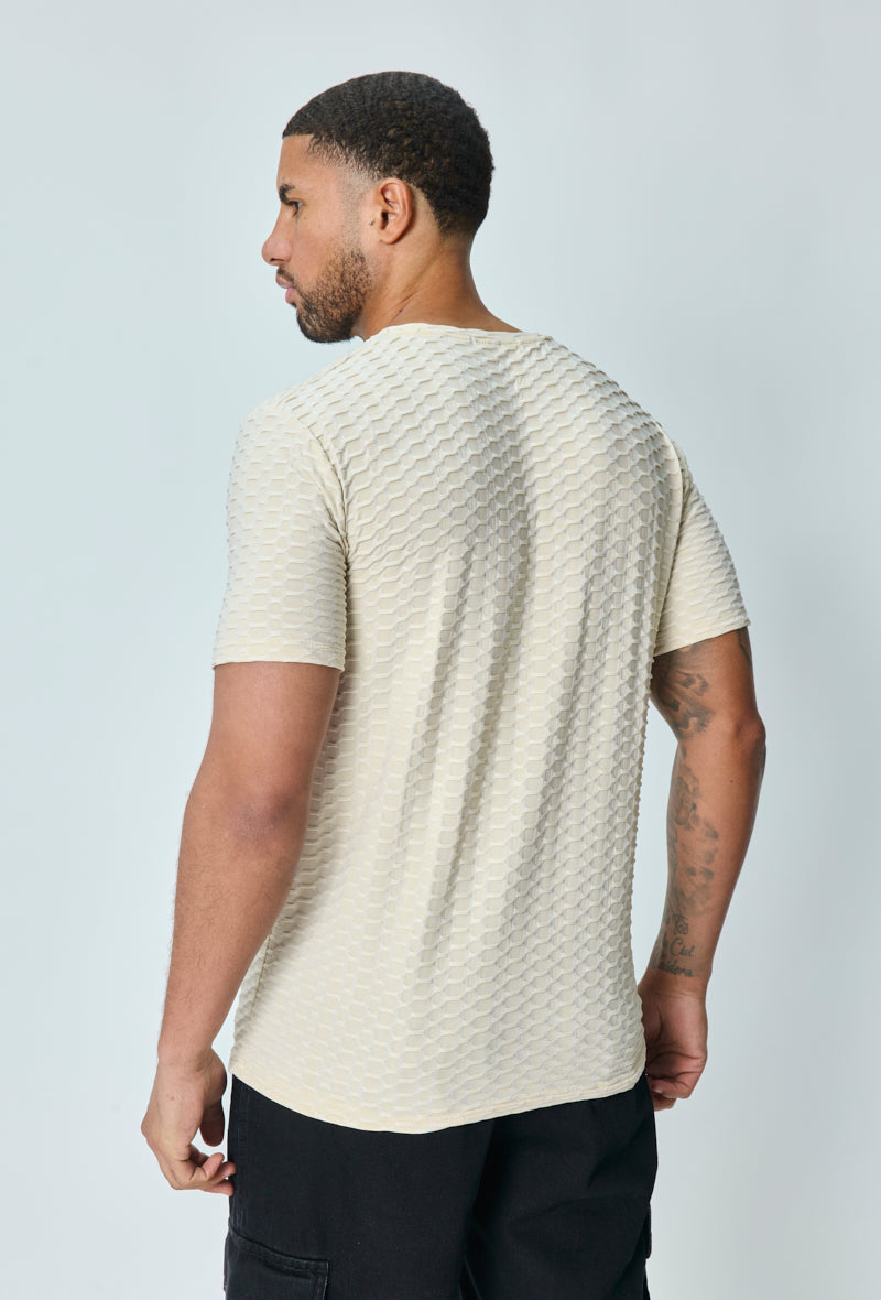 Plain textured short-sleeved t-shirt