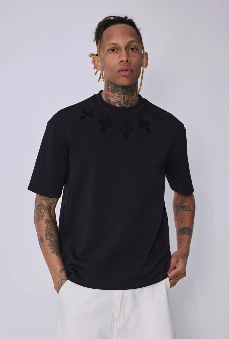T-shirt à motif croix