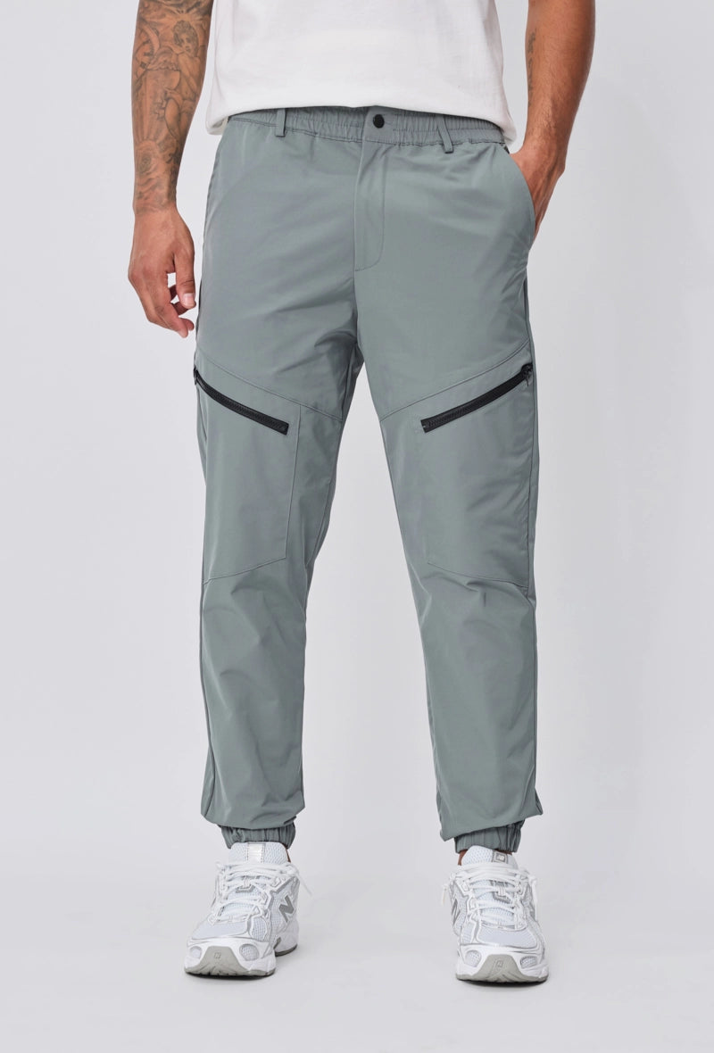 Zipped utility joggers