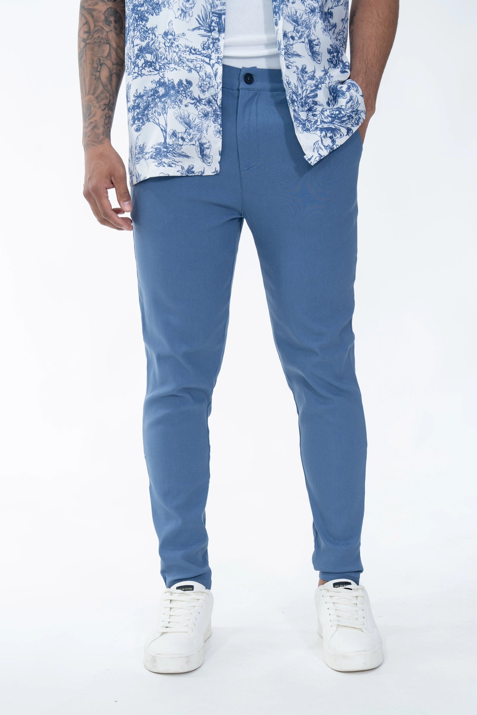 Pantalon chino classique uni