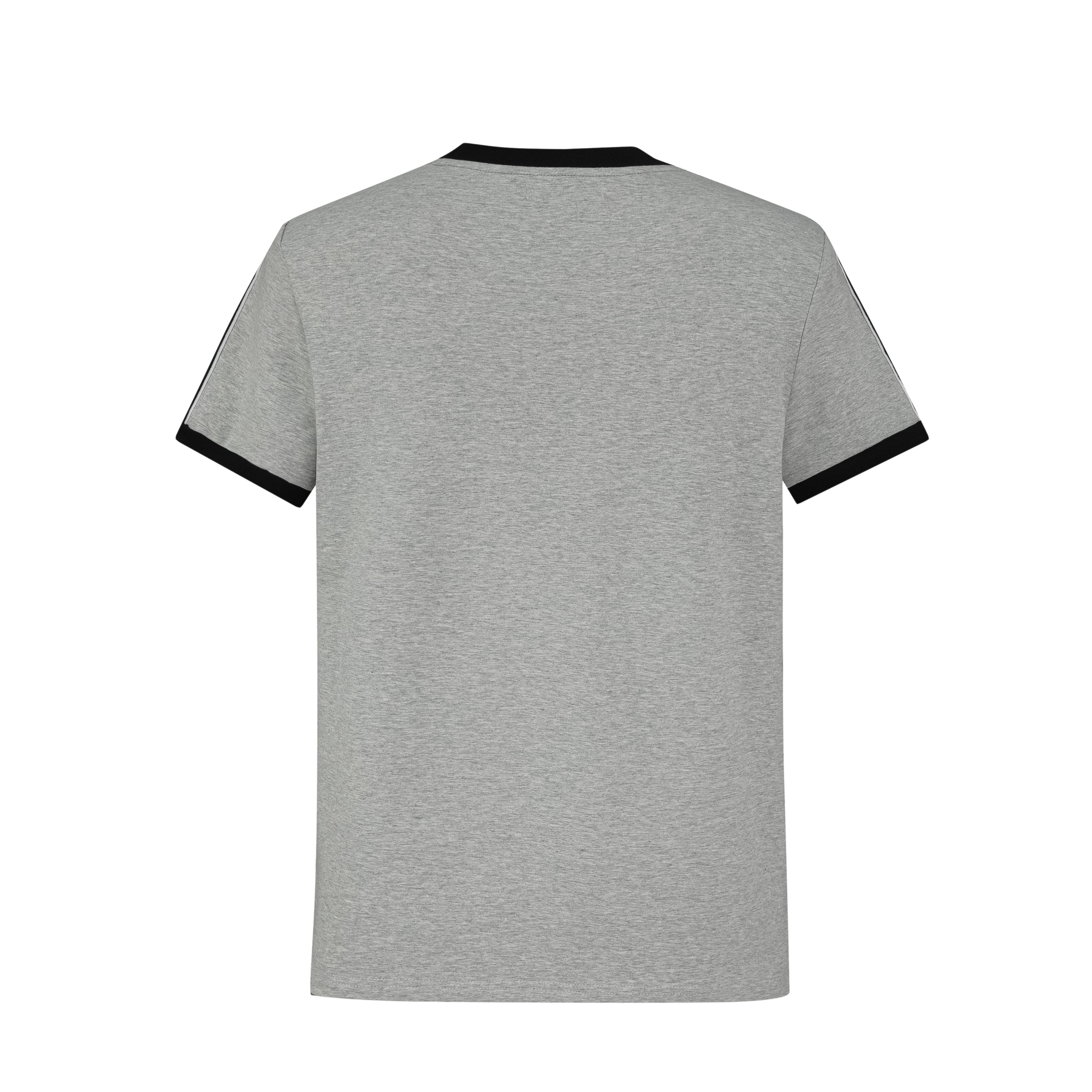 Short-sleeved t-shirt