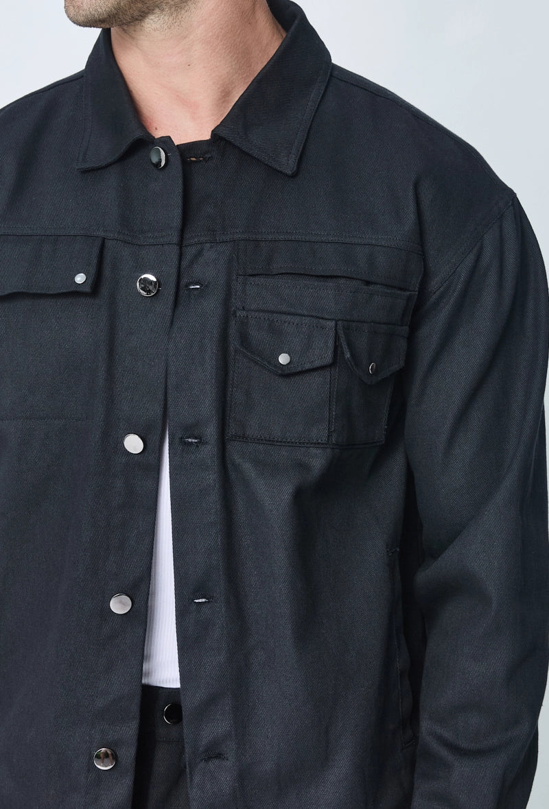 Buttoned shirt and pants set