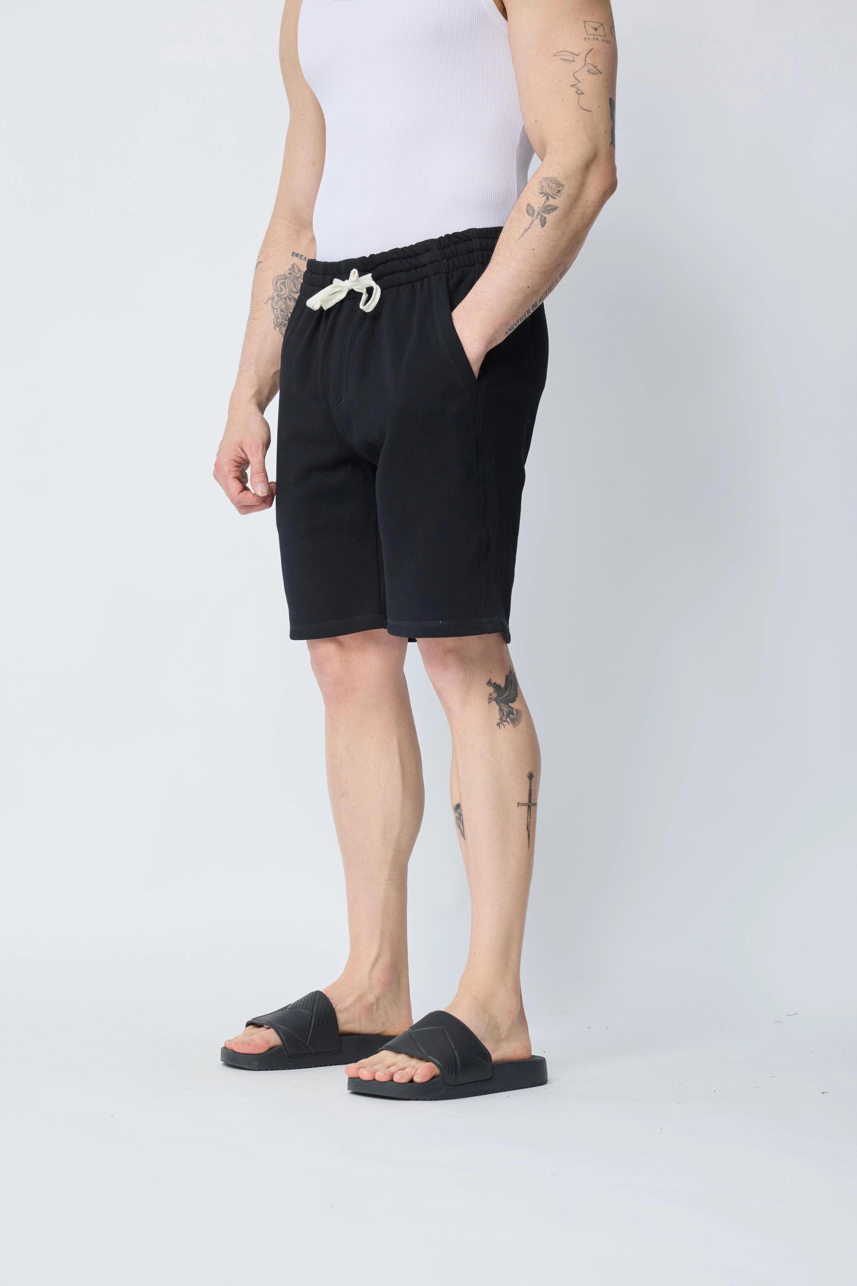 Plain jogging shorts