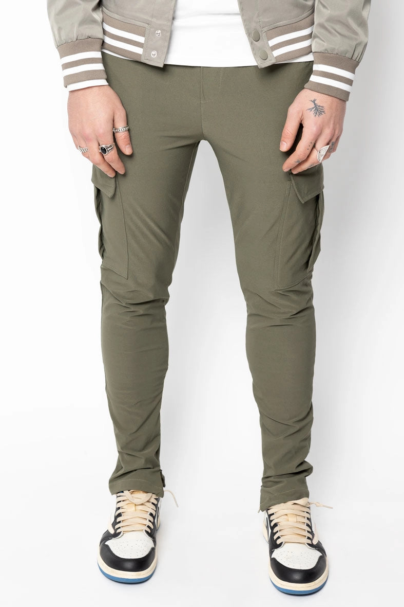 Adjustable pants with drawstring at the waist