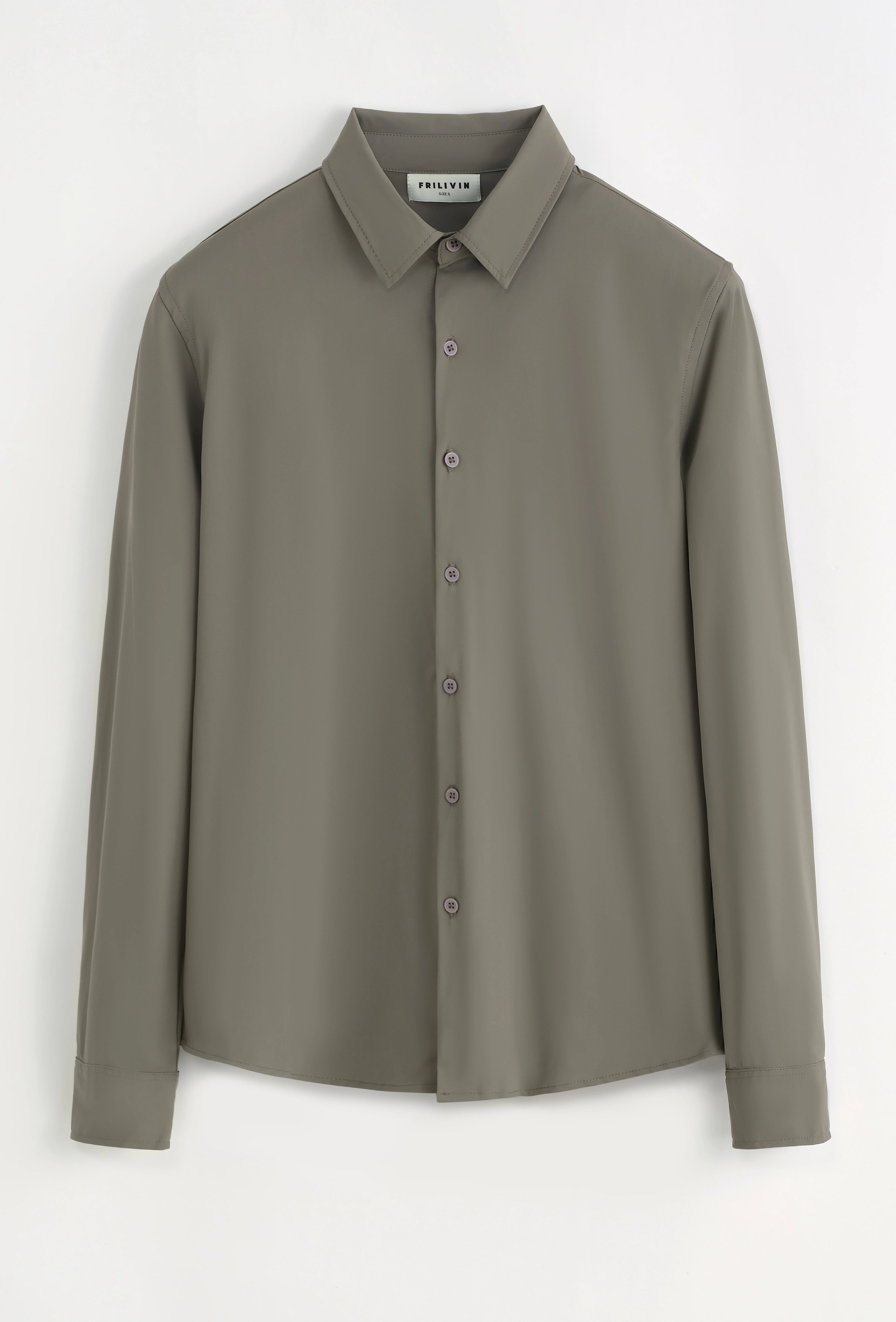 Plain long-sleeved shirt