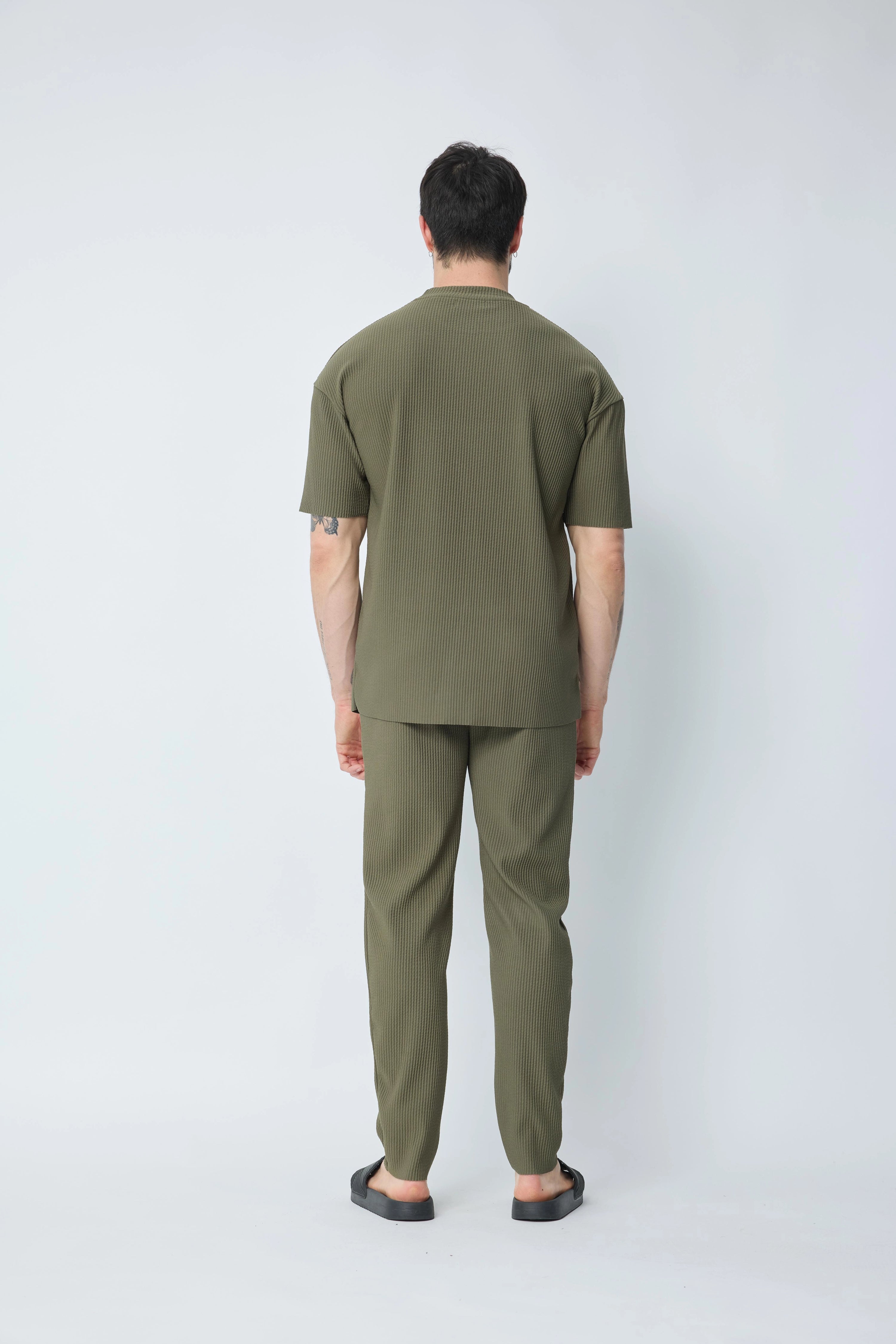 Ensemble t-shirt et pantalon uni