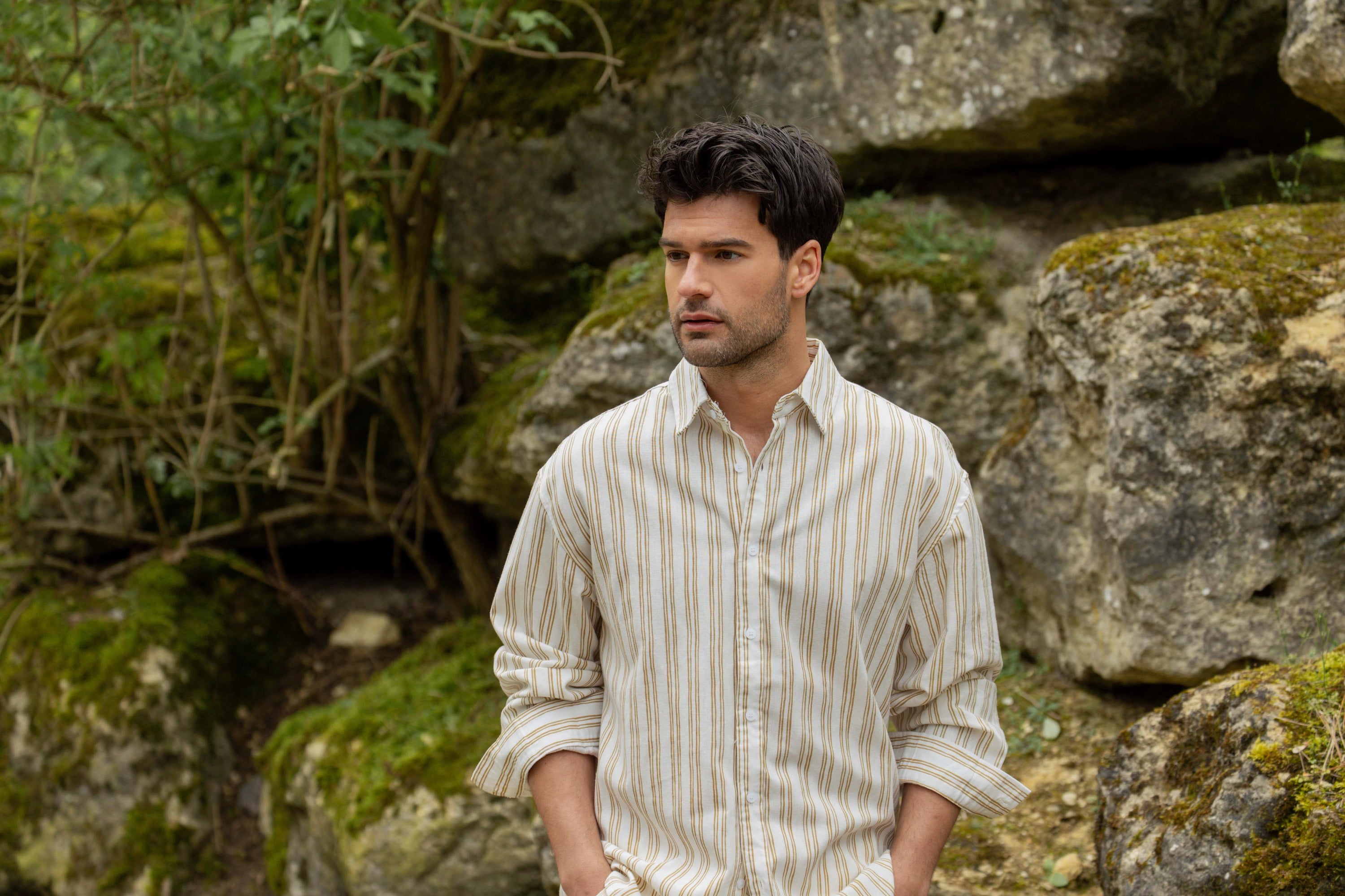 Long-sleeved striped shirt