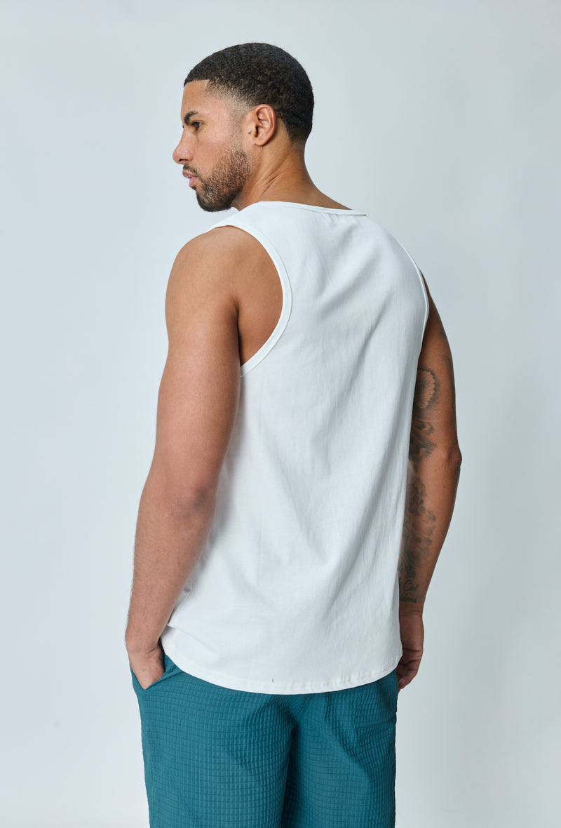 Plain sleeveless t-shirt