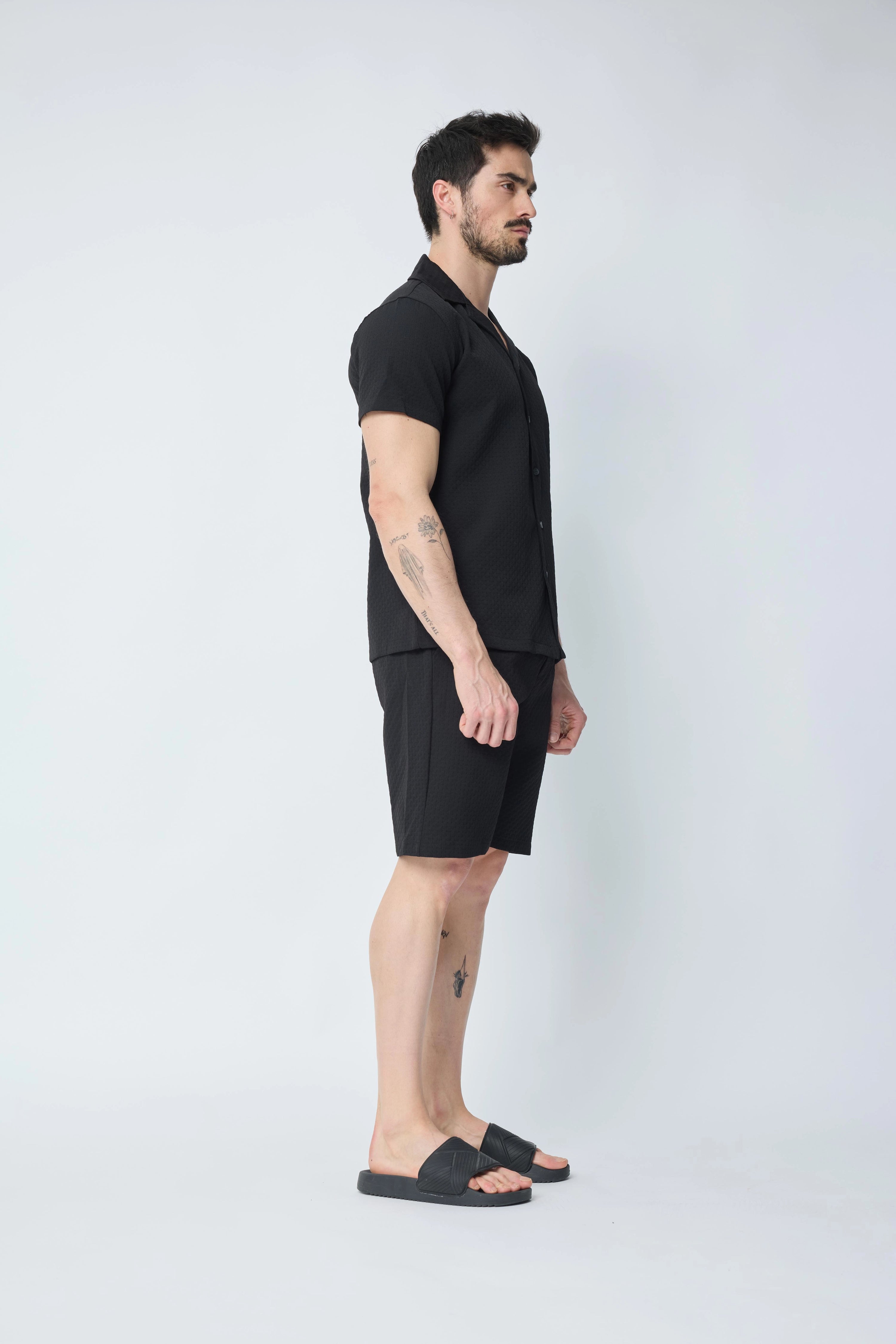 Ensemble uni chemise manches courtes short