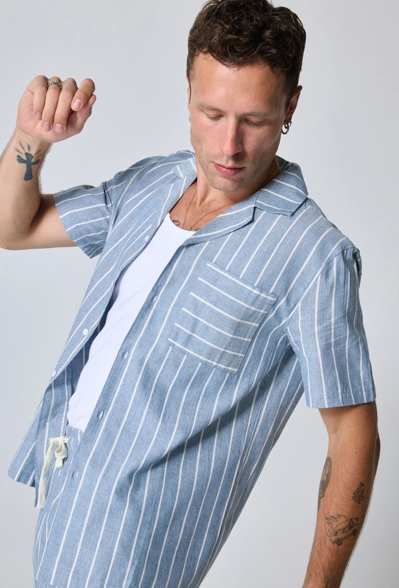 Ensemble à rayures chemise manches courtes short