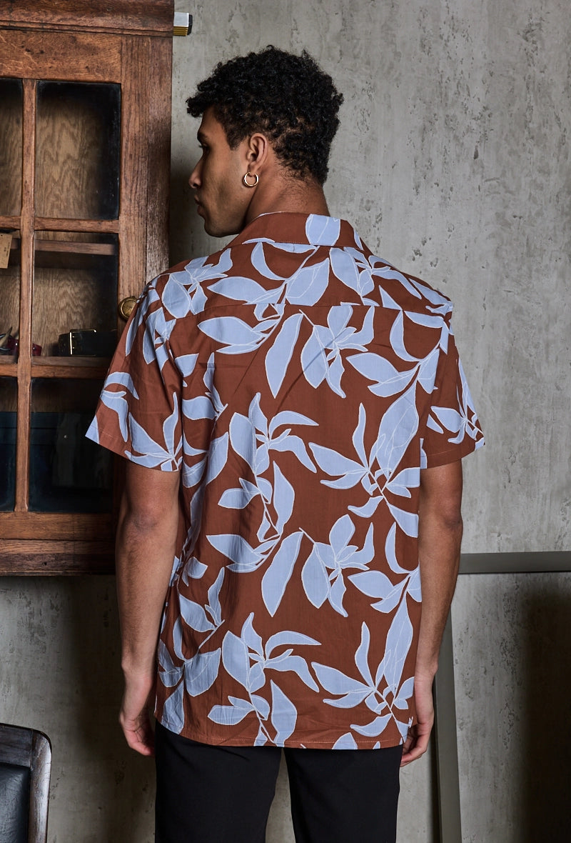 Chemise manches courtes à motifs fleuris