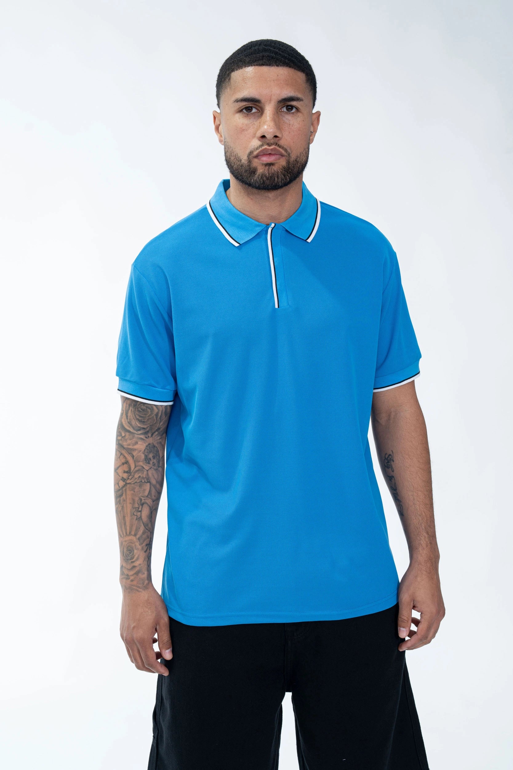 Plain short-sleeved polo shirt