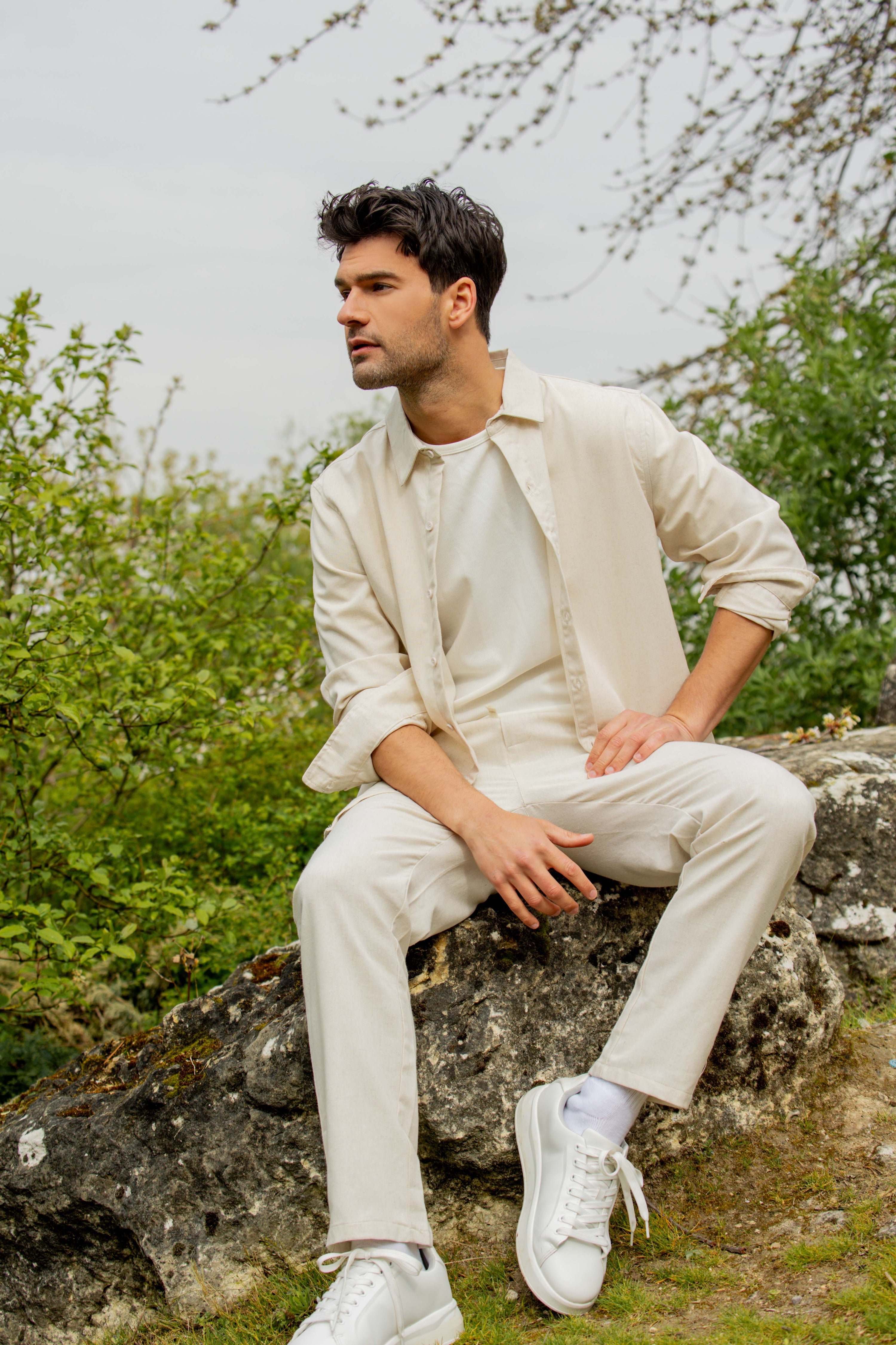 Classic plain pants