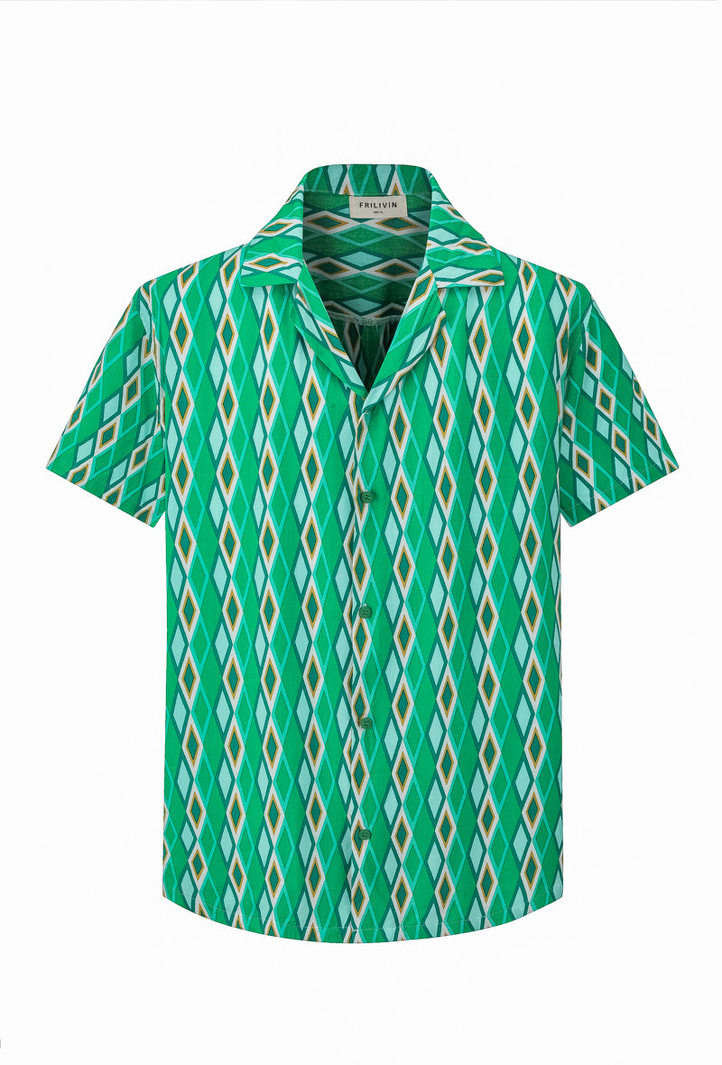 Short-sleeved shirt with geometric patterns