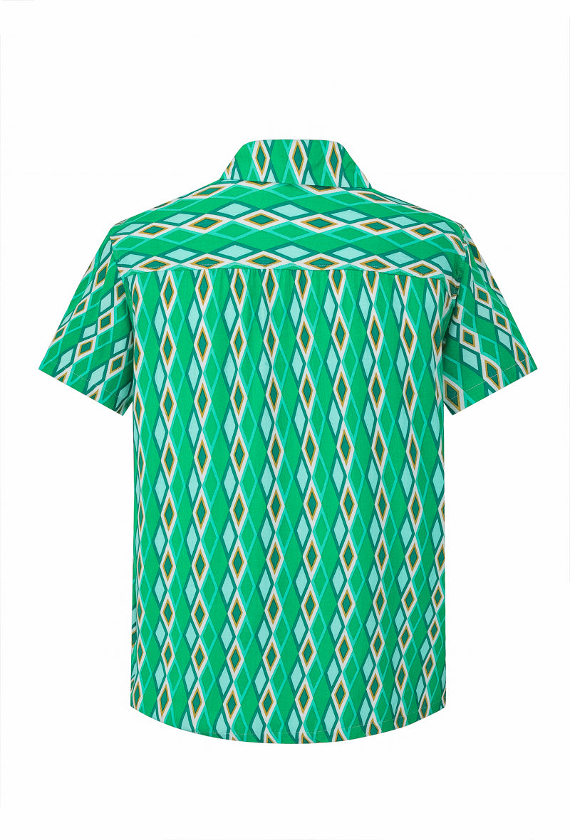 Short-sleeved shirt with geometric patterns